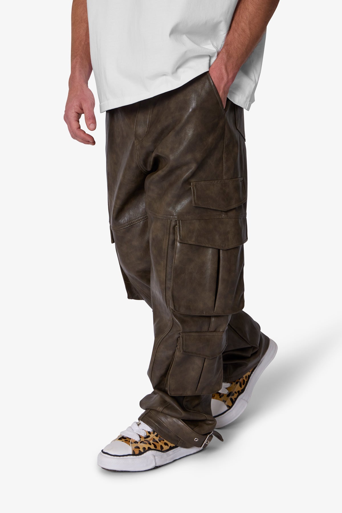 G33 Leather Cargo Pants - Brown | mnml | shop now