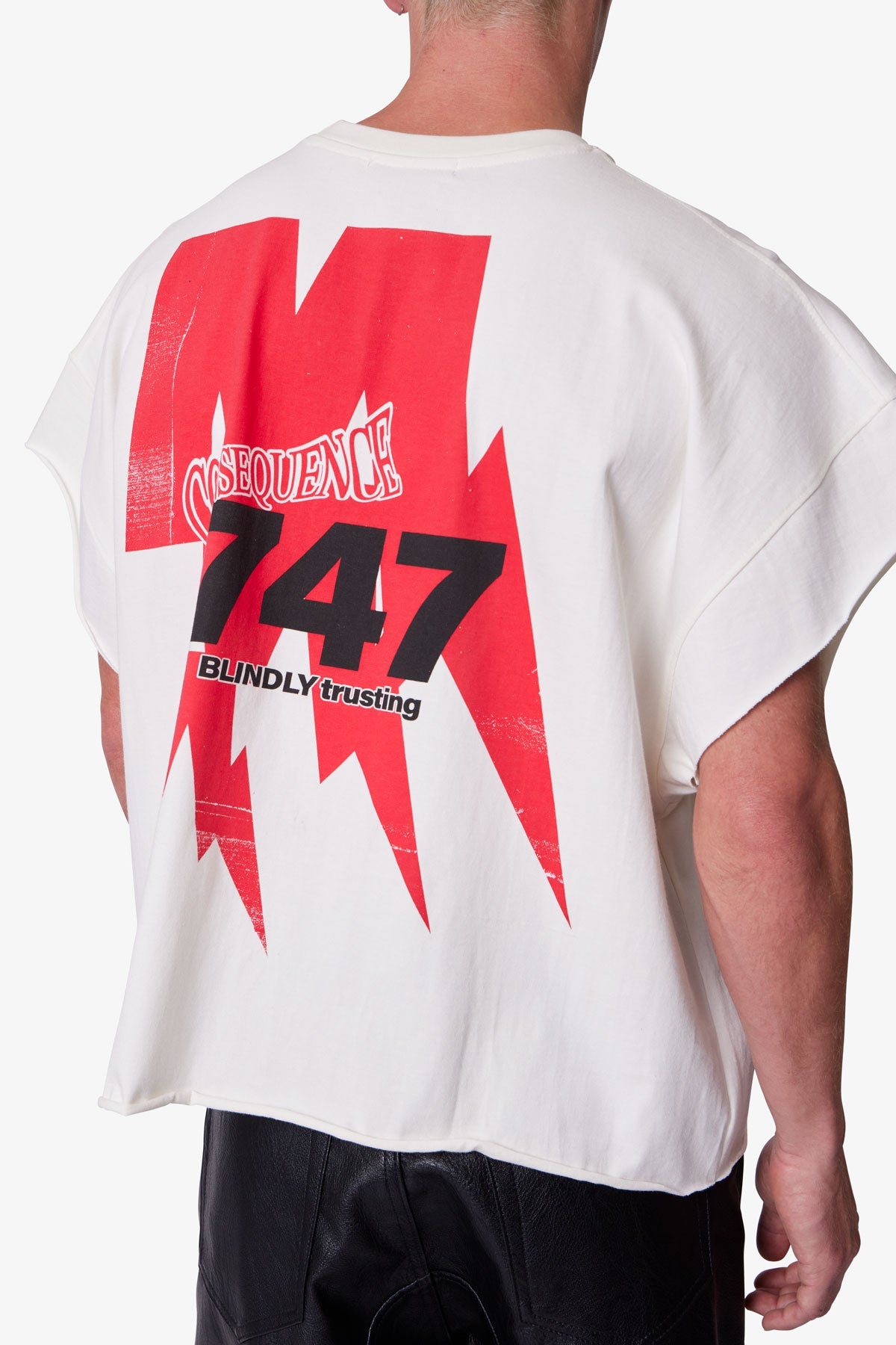 Grim Cutoff Tee - Off White | mnml
