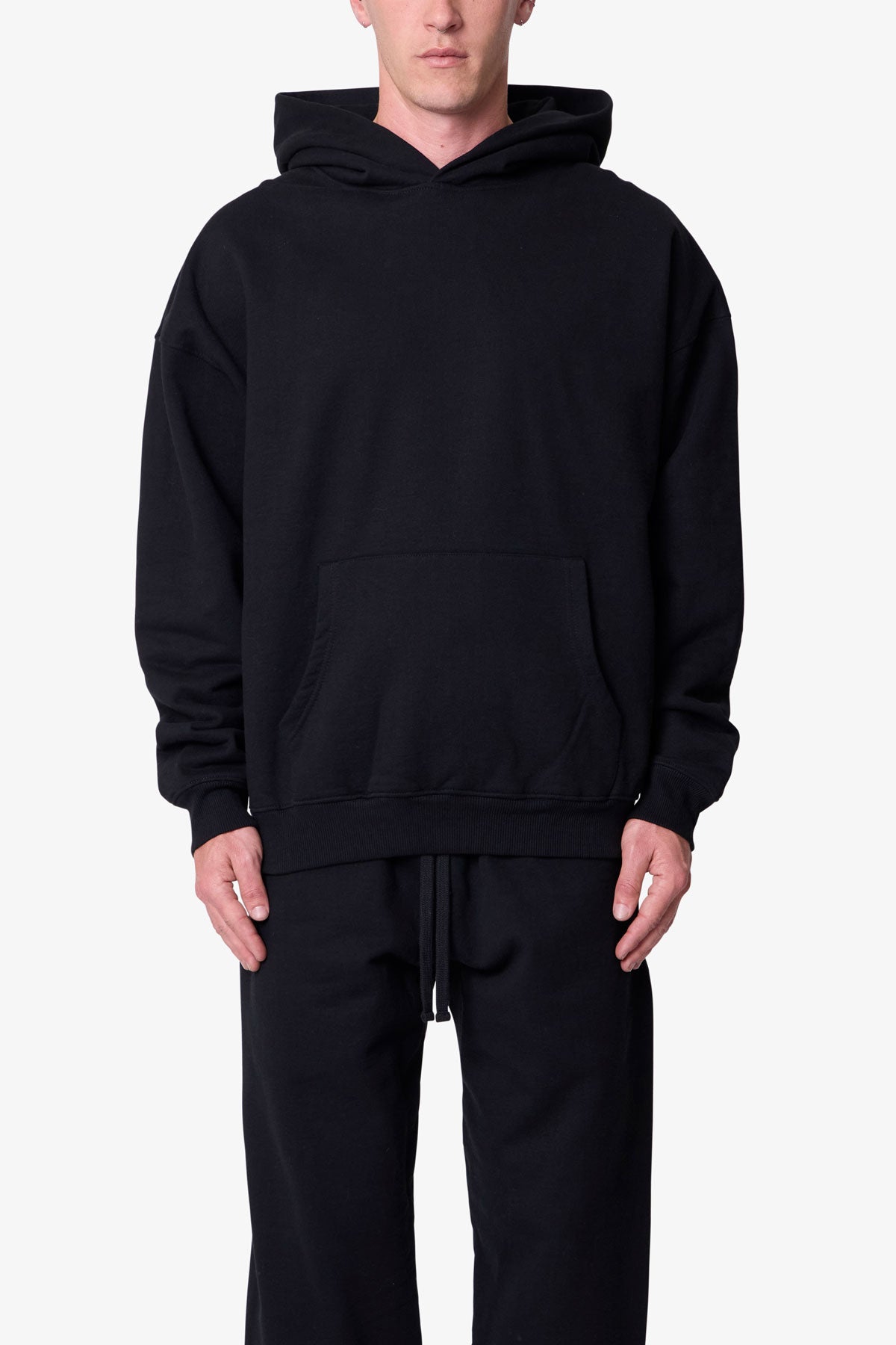 Heavy Basic Hoodie - Black | mnml