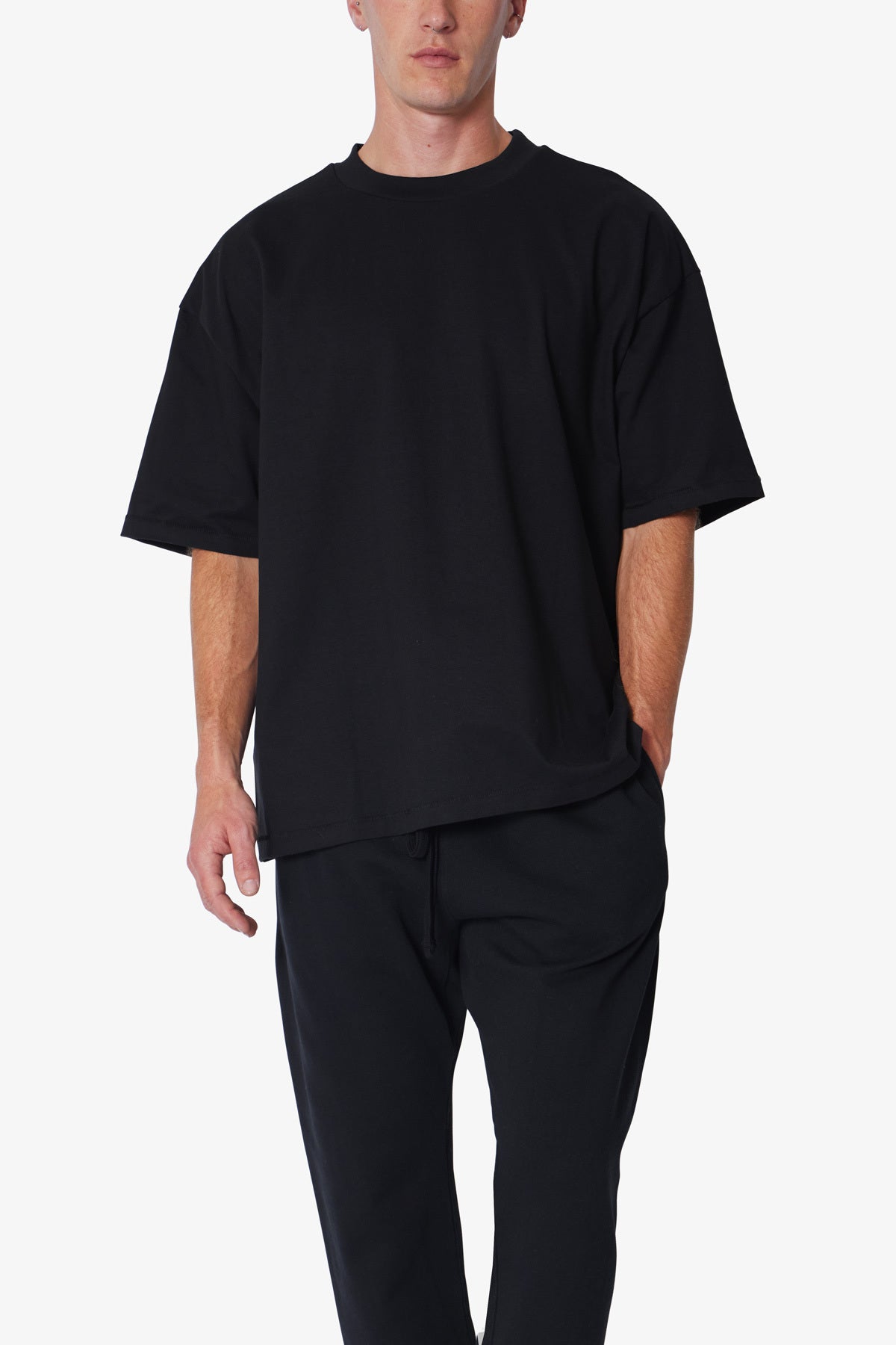 大人気！mnml★ヘビー エブリデイ Tシャツ Heavy Every Day Boxy Tee - Black | mnml | shop now