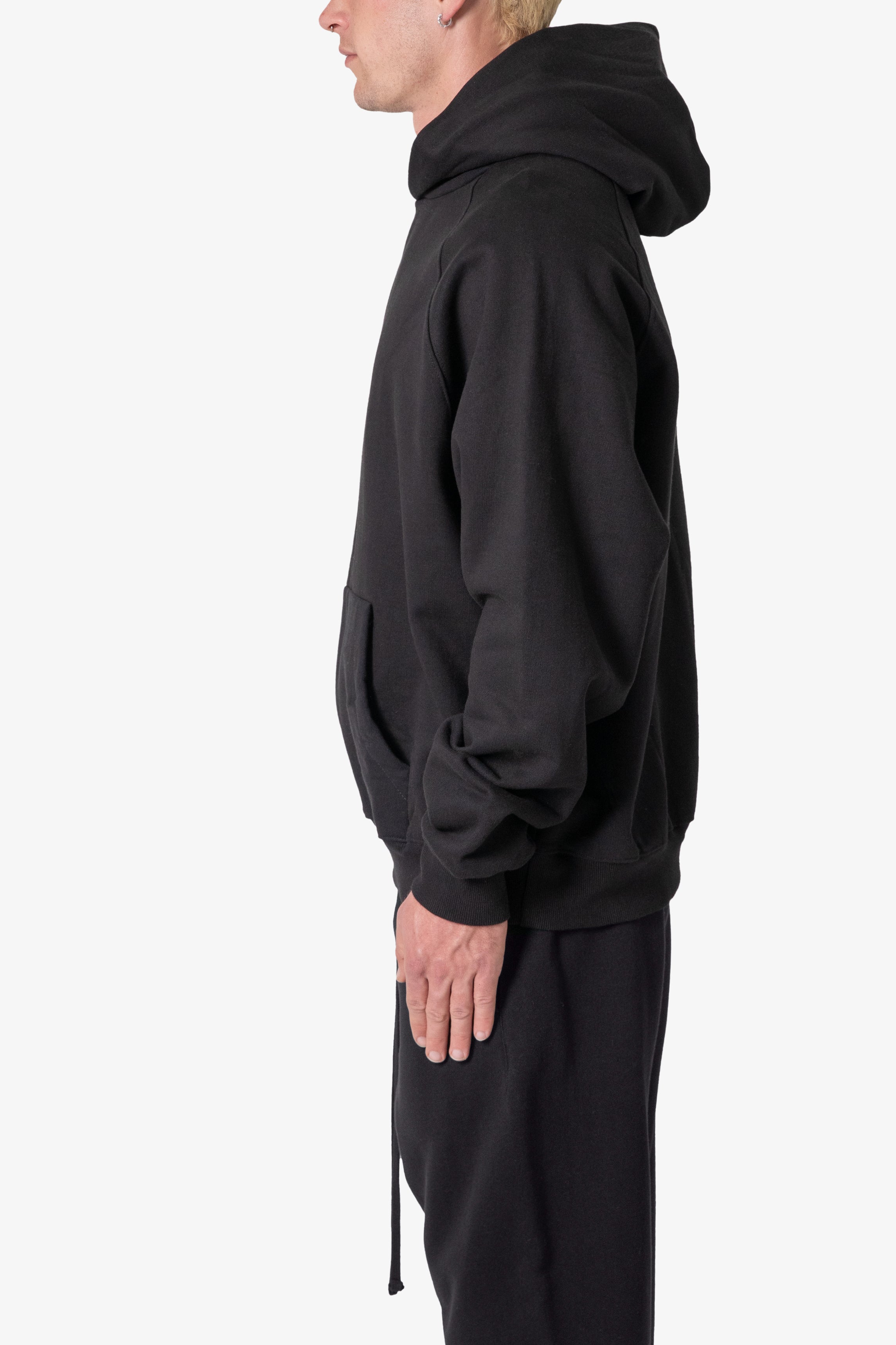 Heavy Every Day Hoodie - Black | mnml | shop now