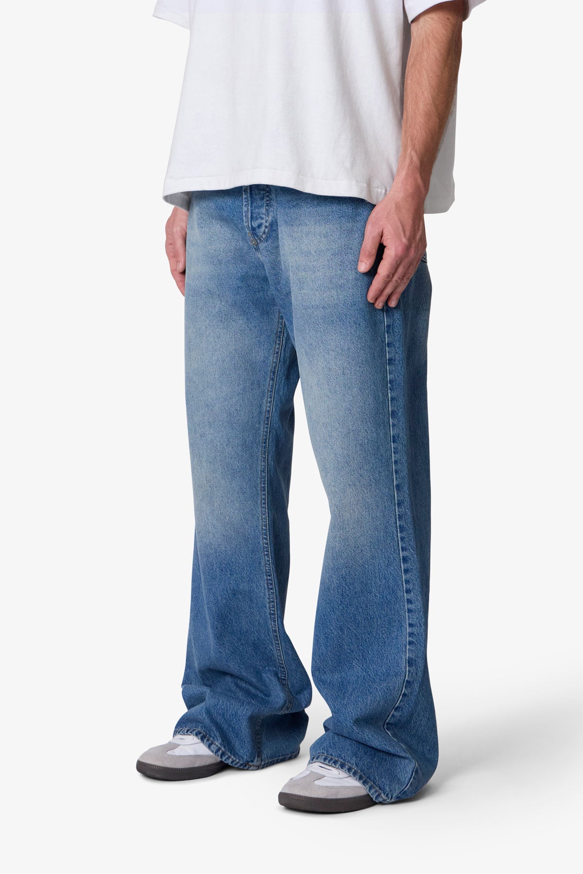 Kick Flare Denim - Washed Blue | mnml | shop now