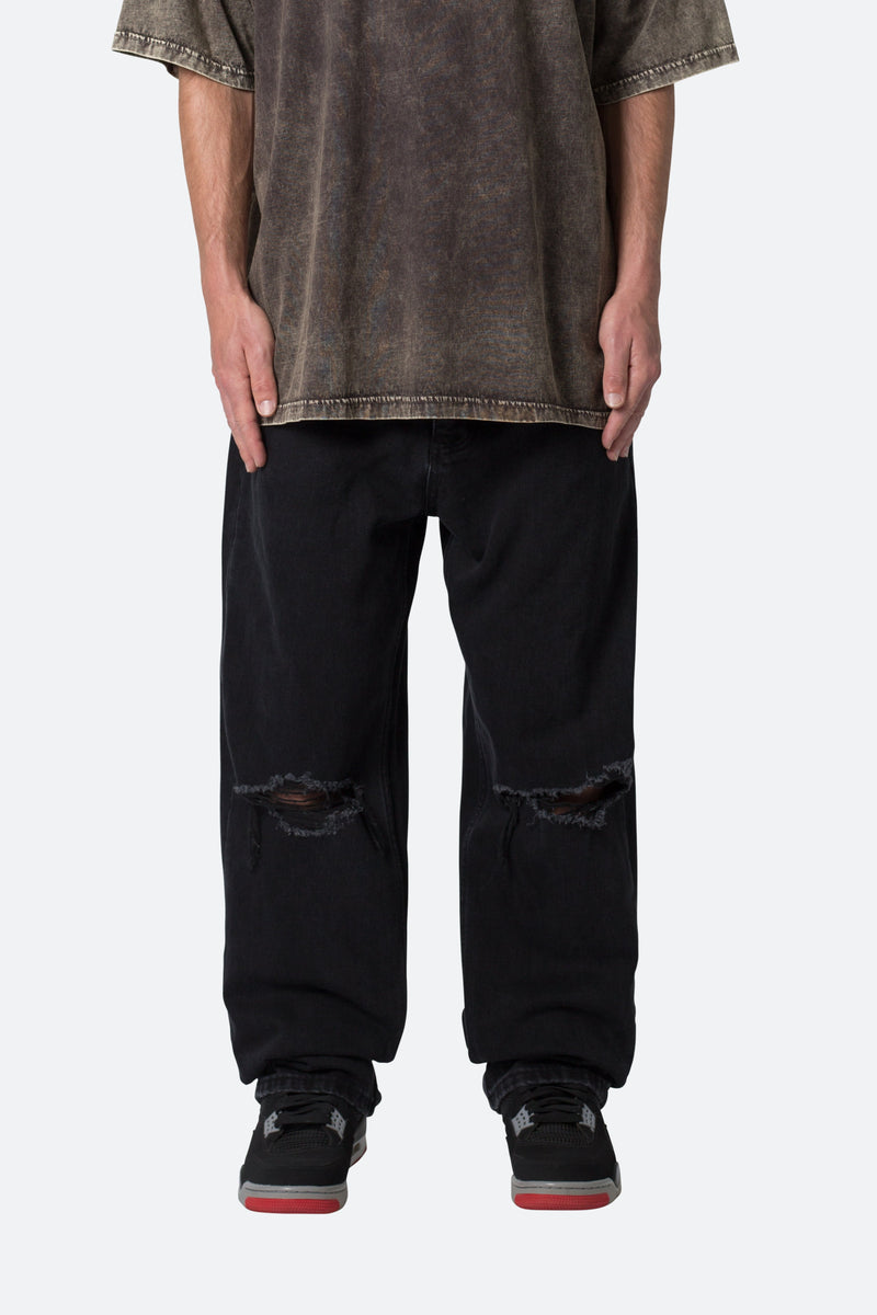 Knee Distressed Ultra Baggy Denim - Black | mnml | shop now