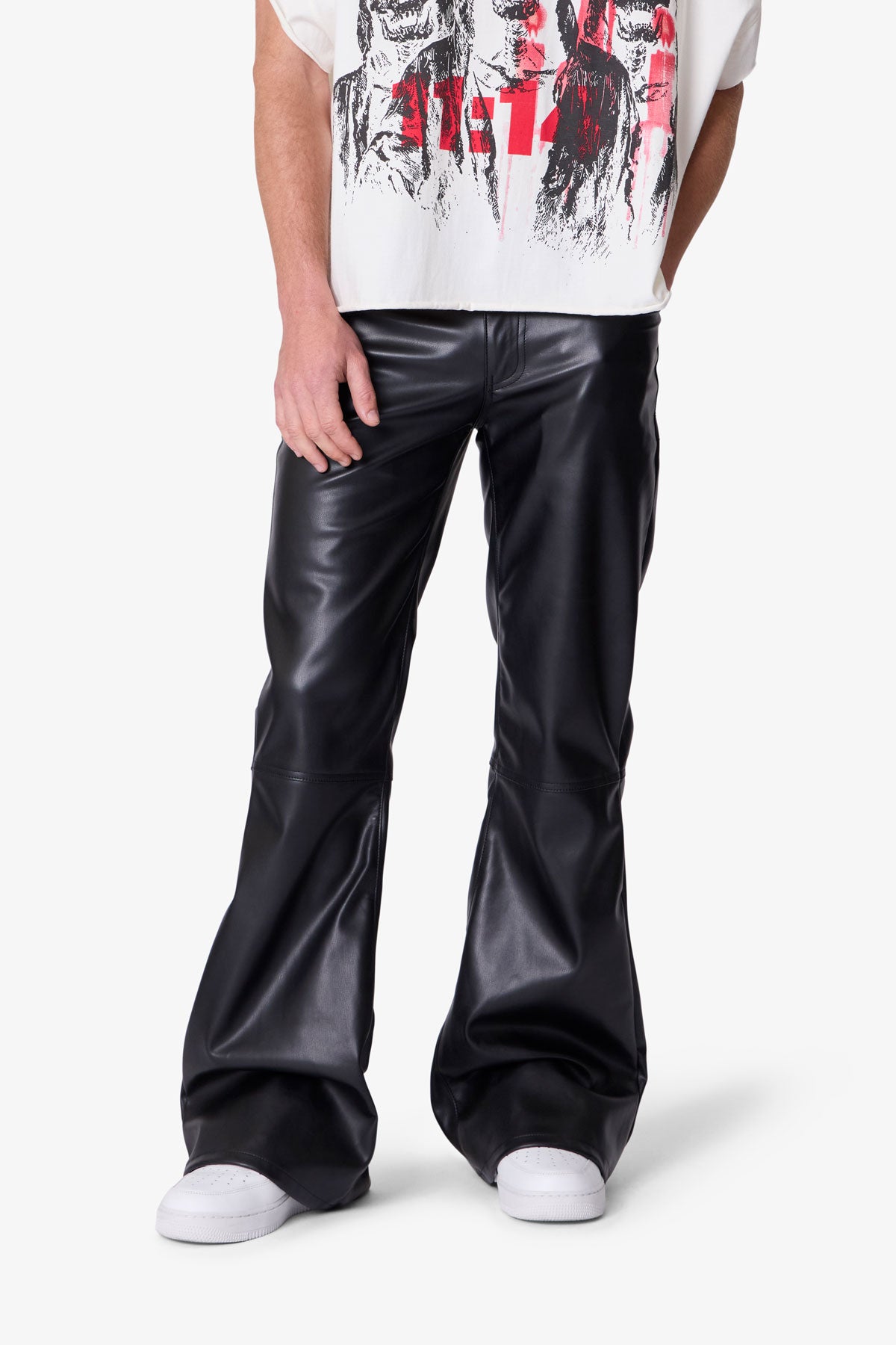 Leather-Flare-Pants-Black-