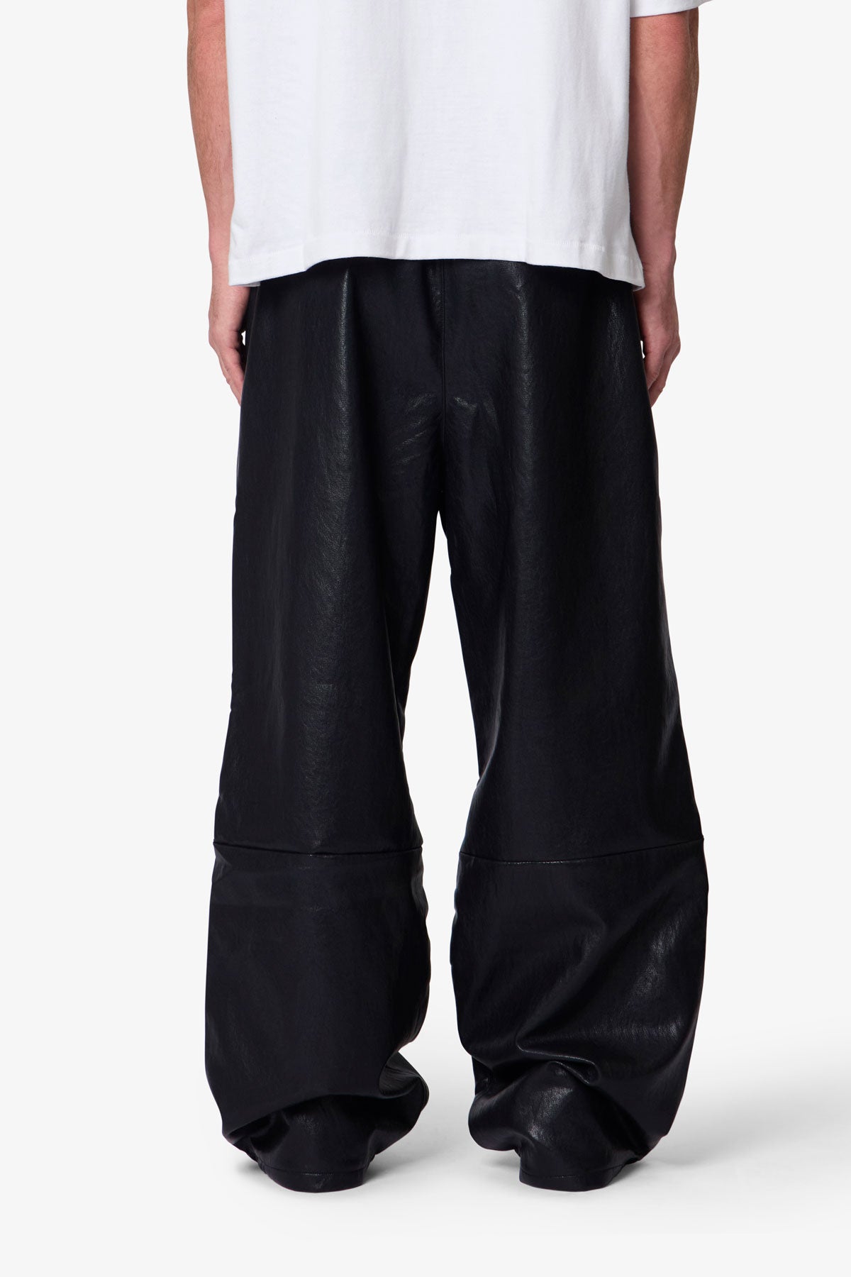 Leather Ultra Baggy Sweatpants - Black | mnml