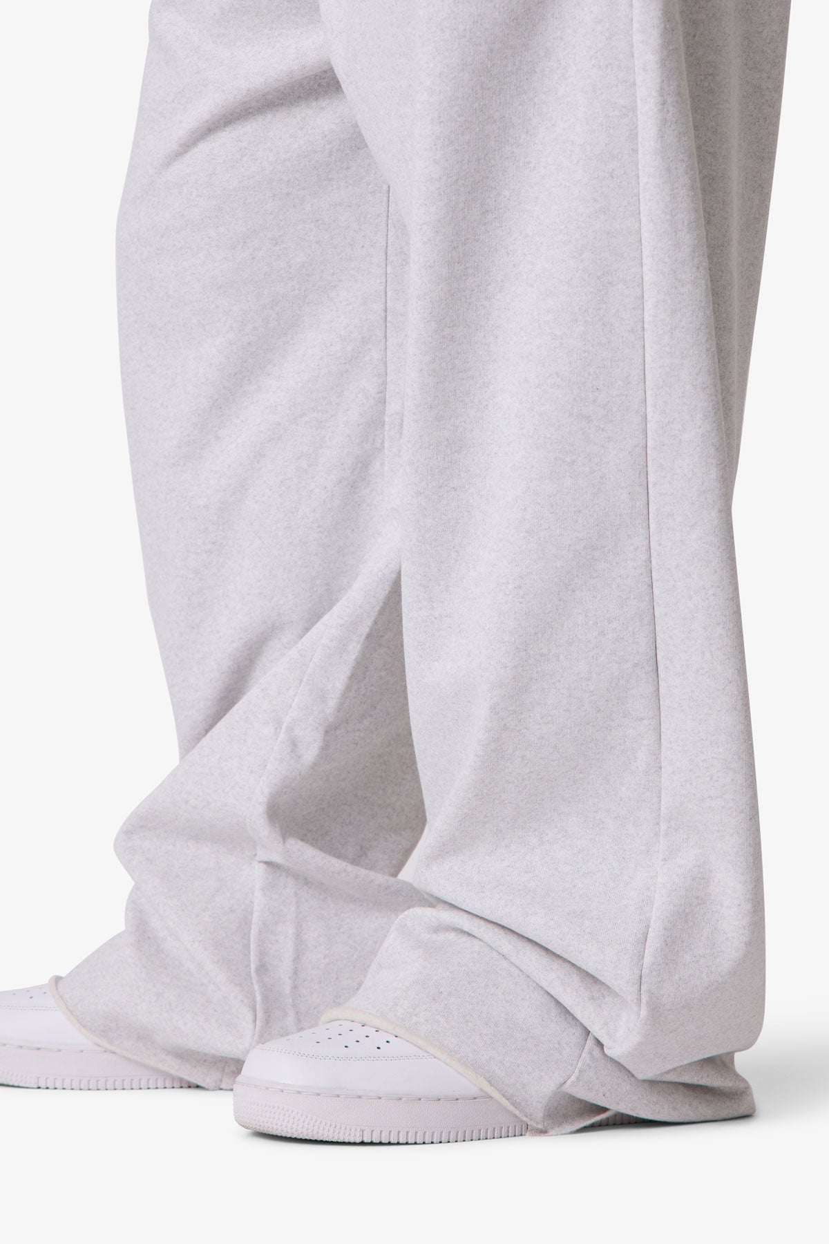 Lightweight Ultra Baggy Sweatpants - Heather Grey | mnml | shop now