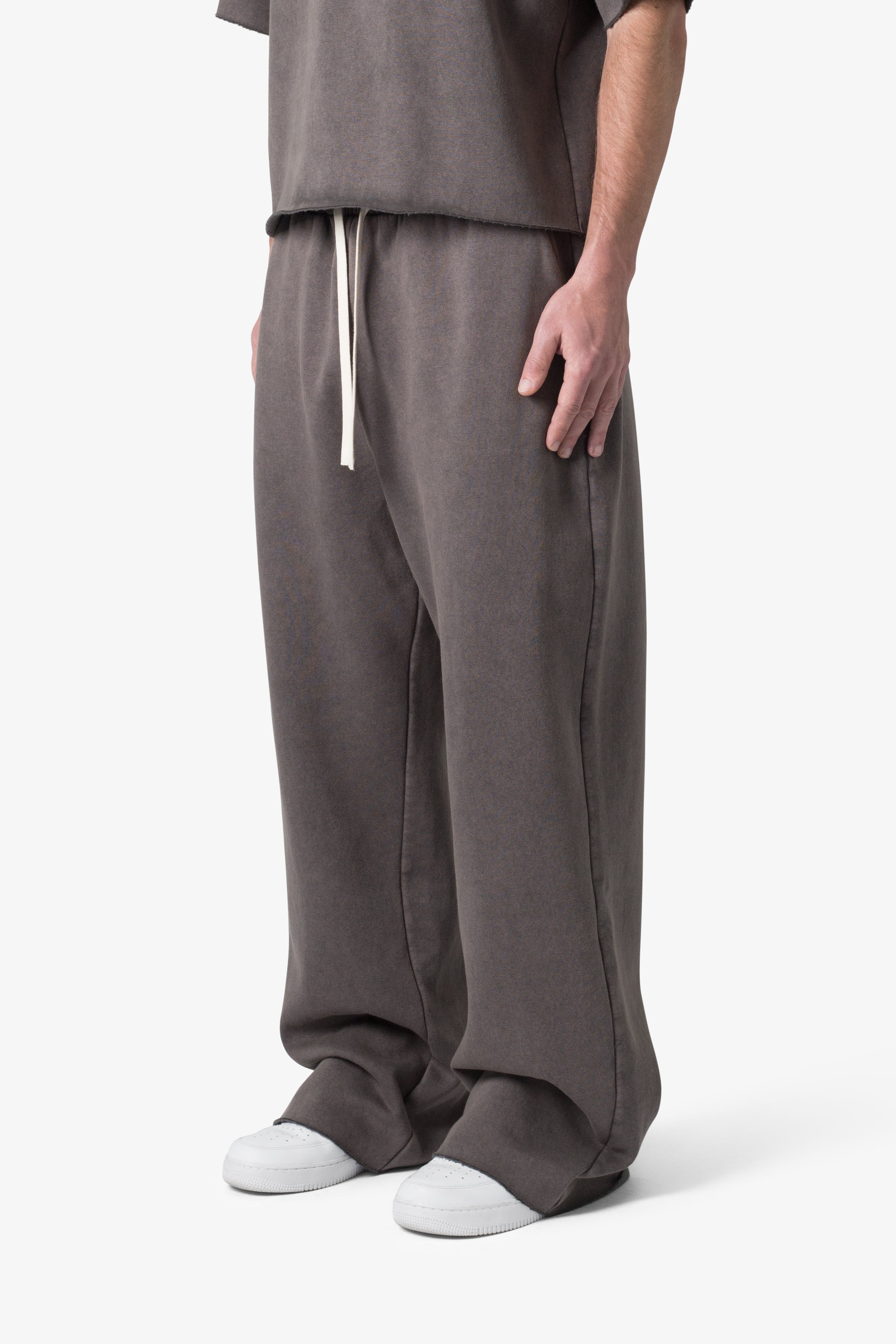 【新品】mnml BAGGY TRACK SWEATPANTS XS Lightweight Ultra Baggy Sweatpants - Washed Black | mnml