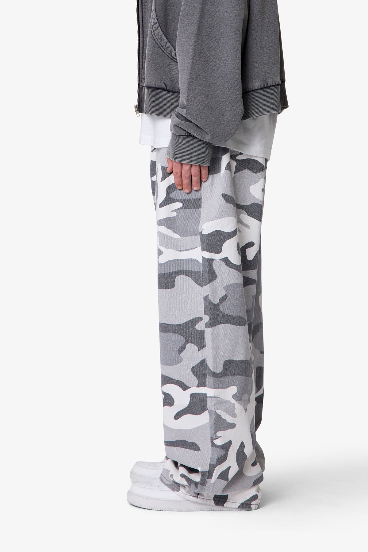 Mega Baggy Pants - Snow Camo | mnml | shop now