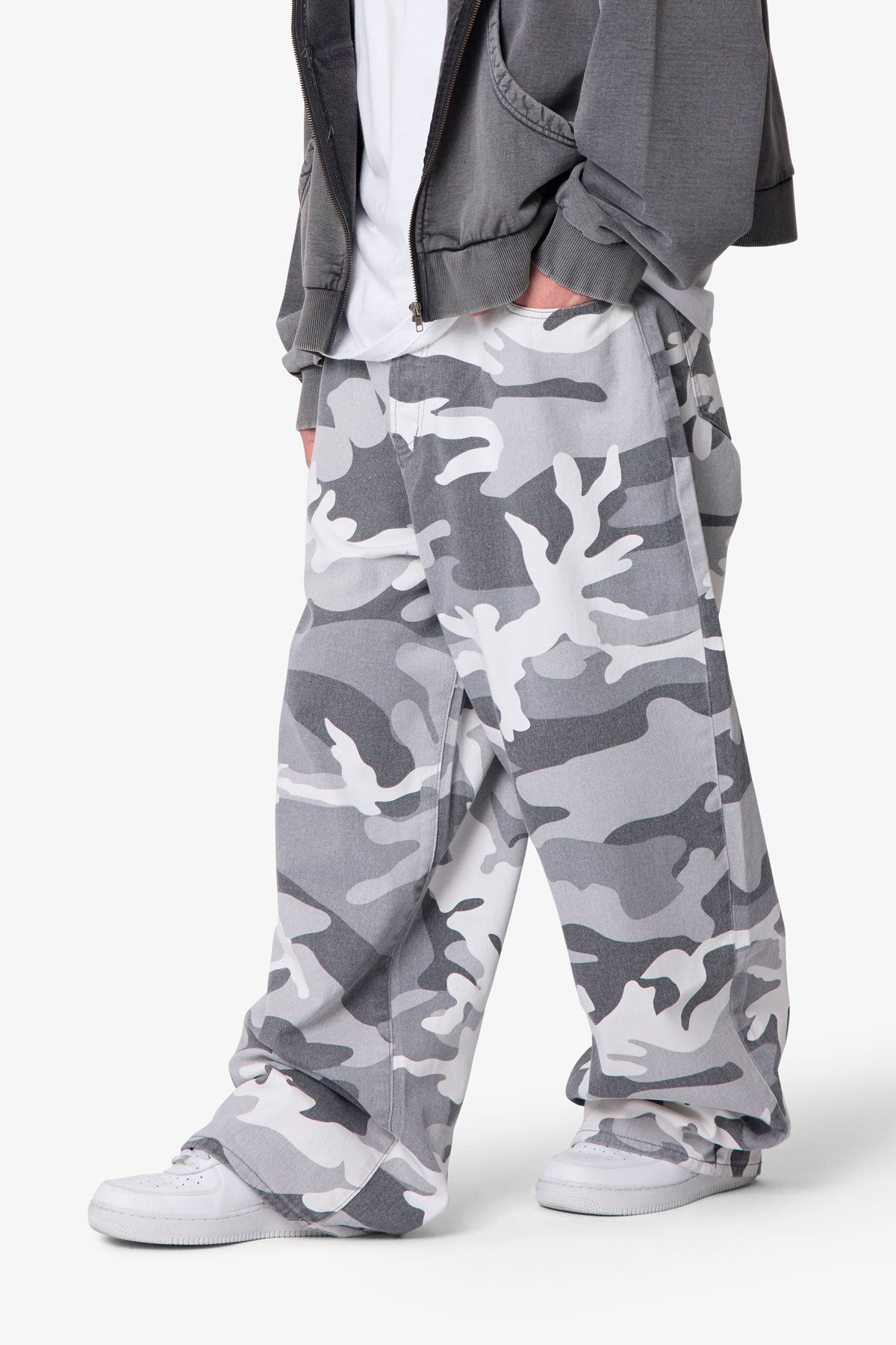 Mega Baggy Pants - Snow Camo | mnml