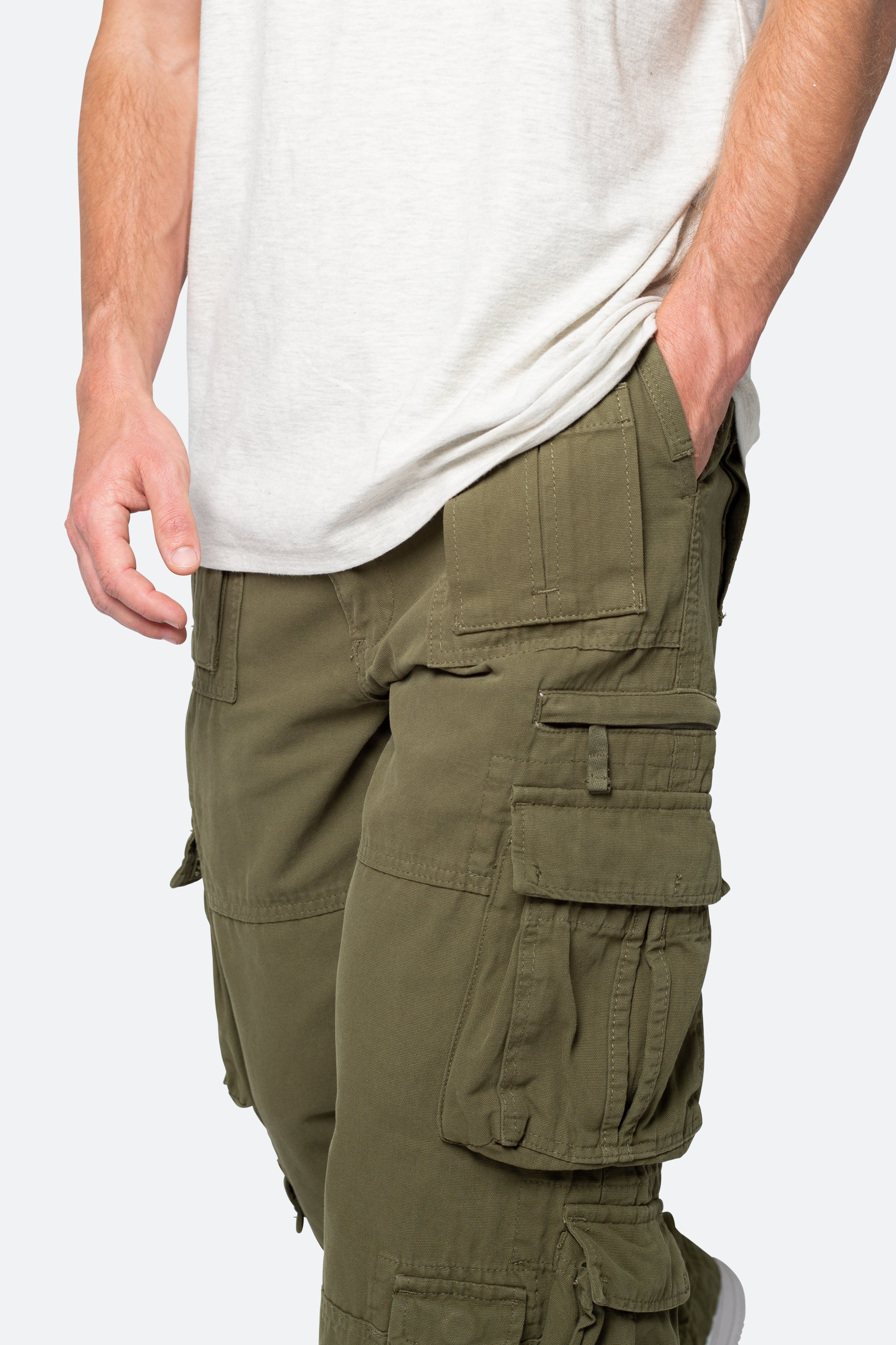 Military Cargo Pants - Olive | mnml