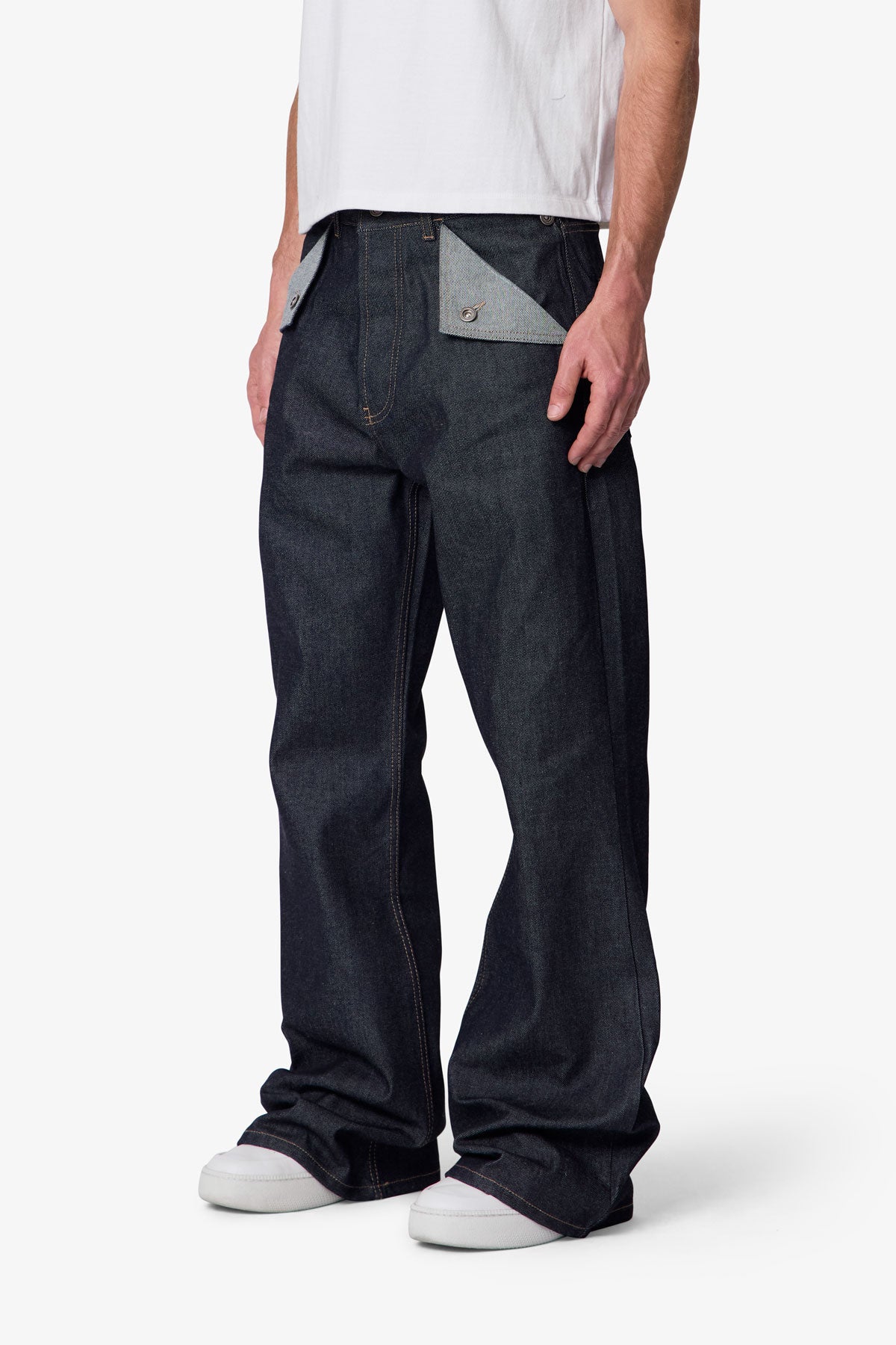 Mule Pocket Kick Flare Denim - Rinsed Indigo | mnml