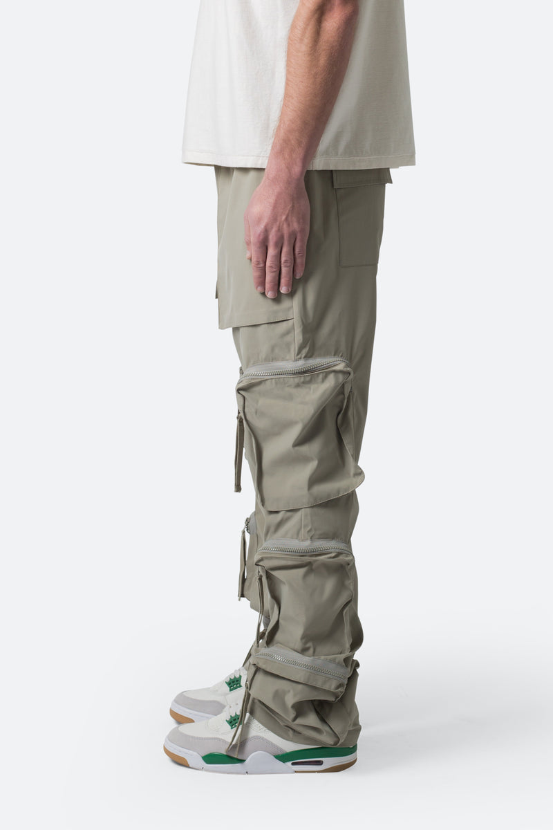 Multi Pocket Drawcord Pants - Olive | mnml | shop now