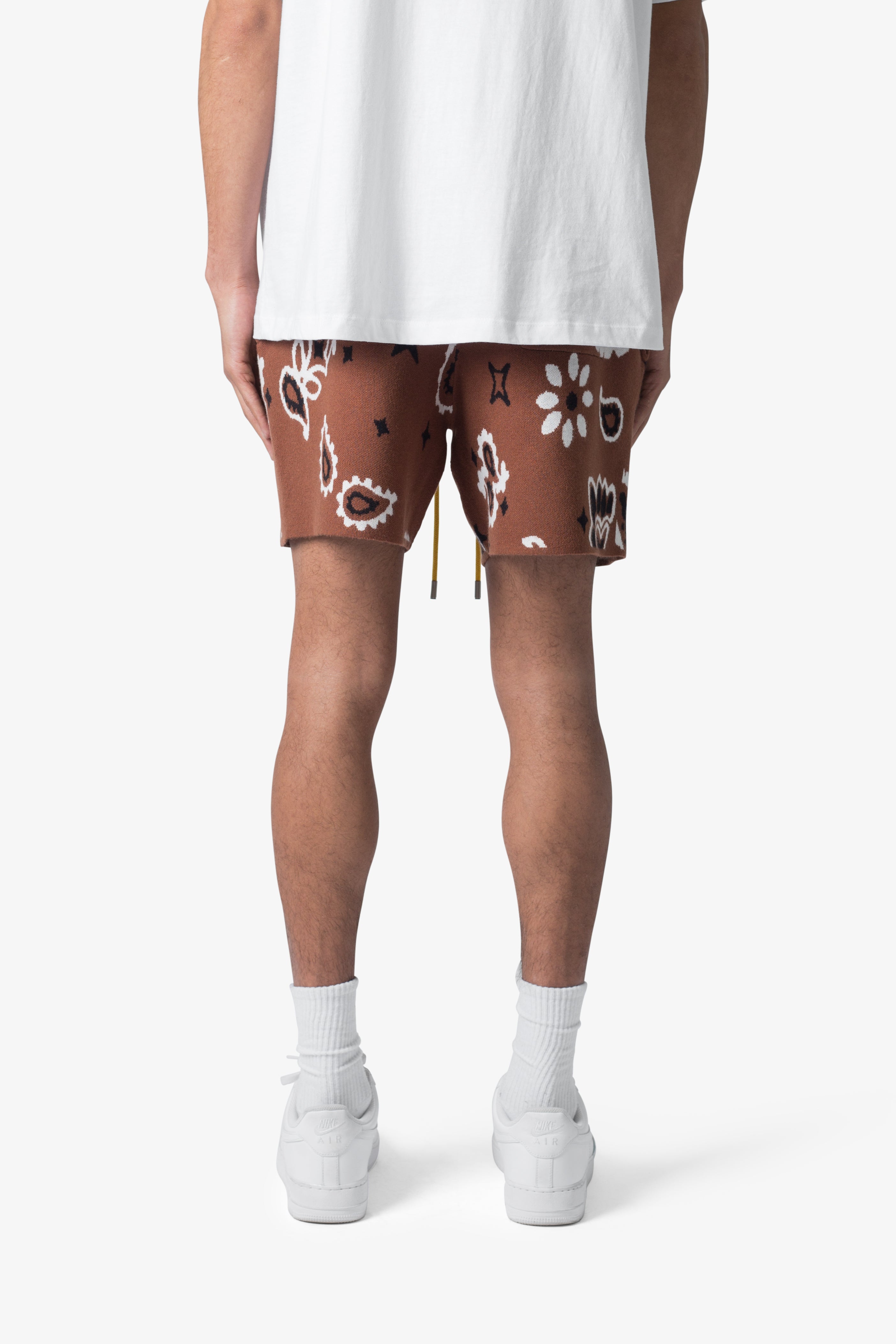 Deals Paisley MNML shorts