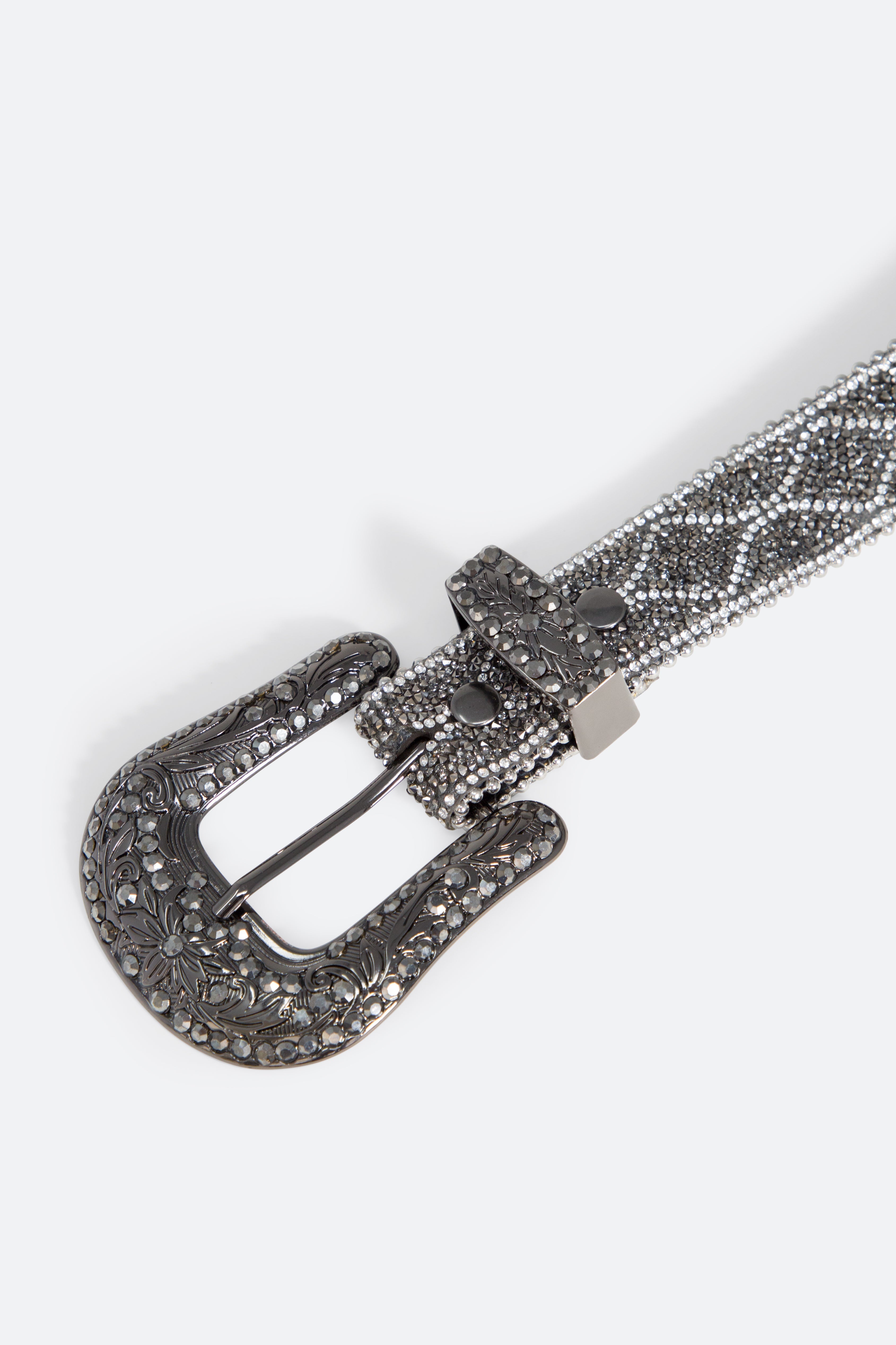 Patterned Caviar Belt - Black | mnml | shop now