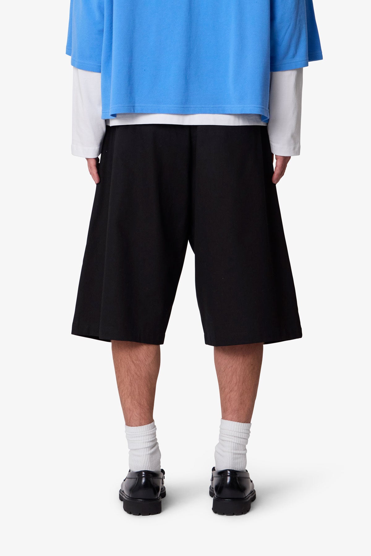 Pleated-Twill-Shorts-Black-5.