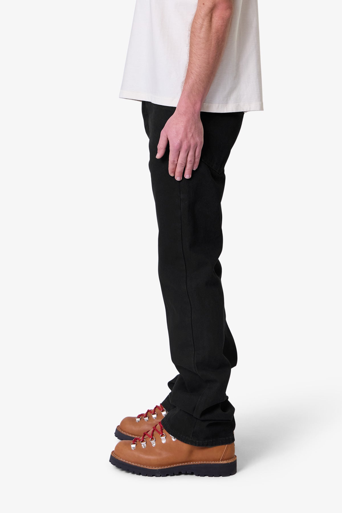 Raw Bootcut Denim - Rinsed Black | mnml