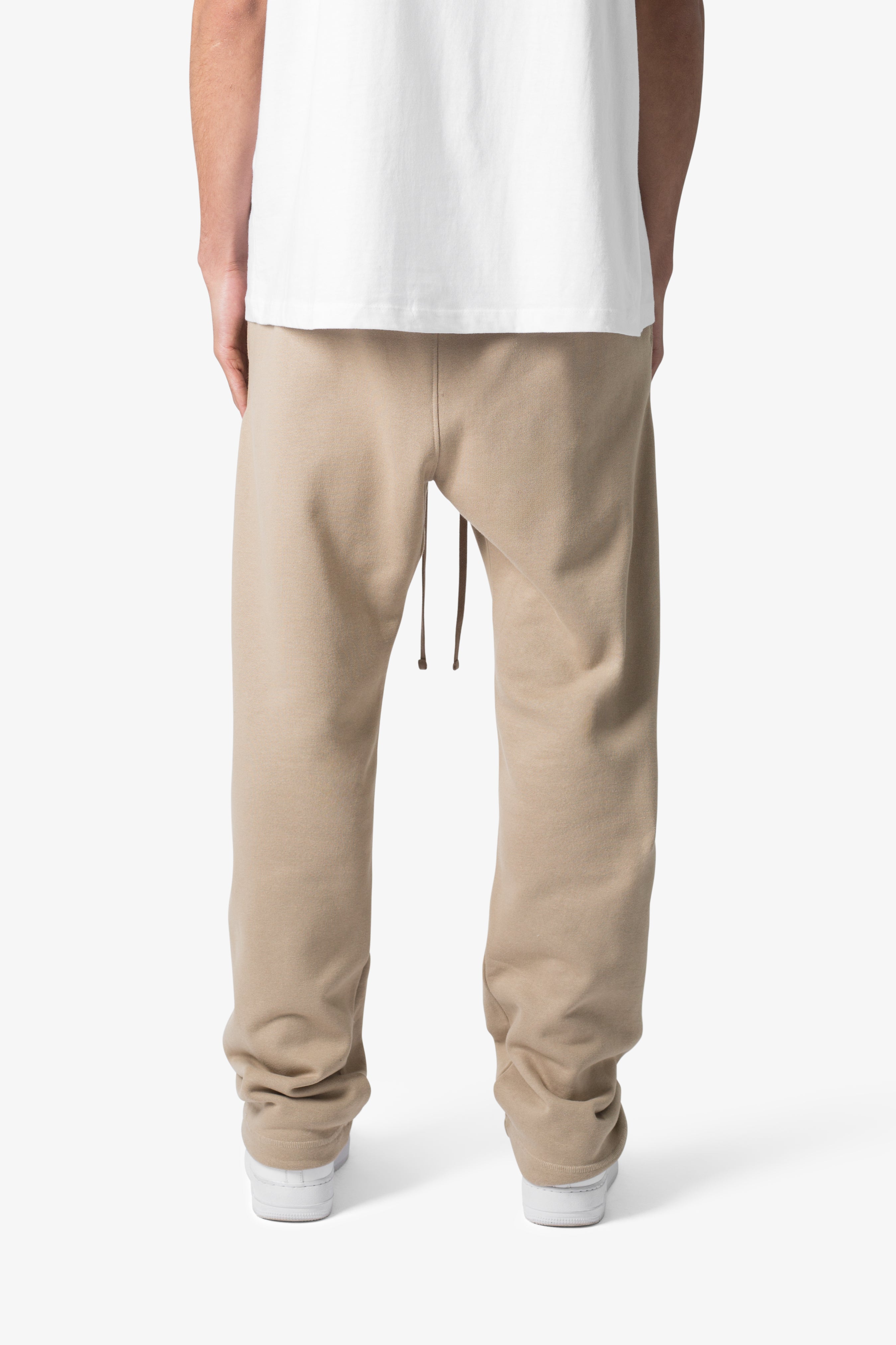 Relaxed Every Day Sweatpants - Earth | mnml | shop now