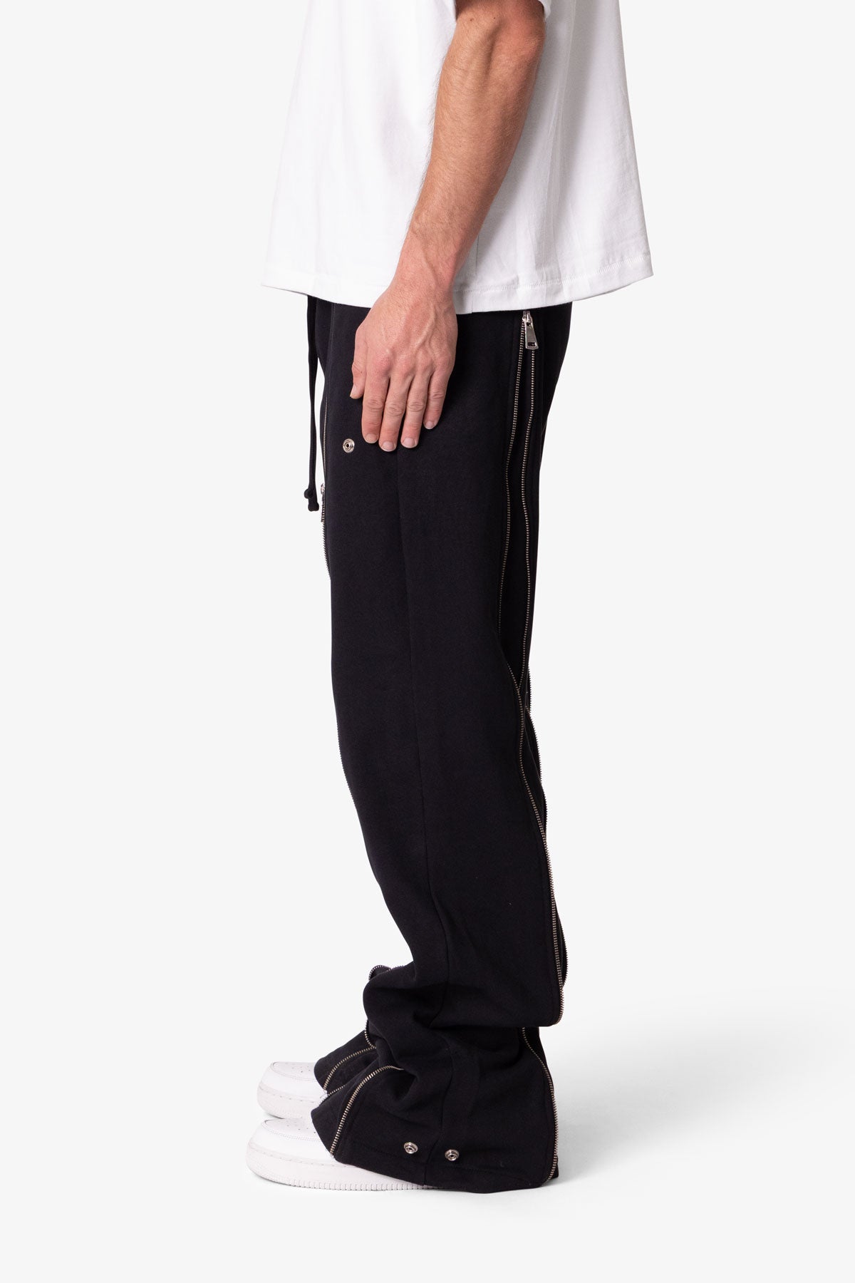 Rivet Zipper Flare Sweatpants - Black | mnml