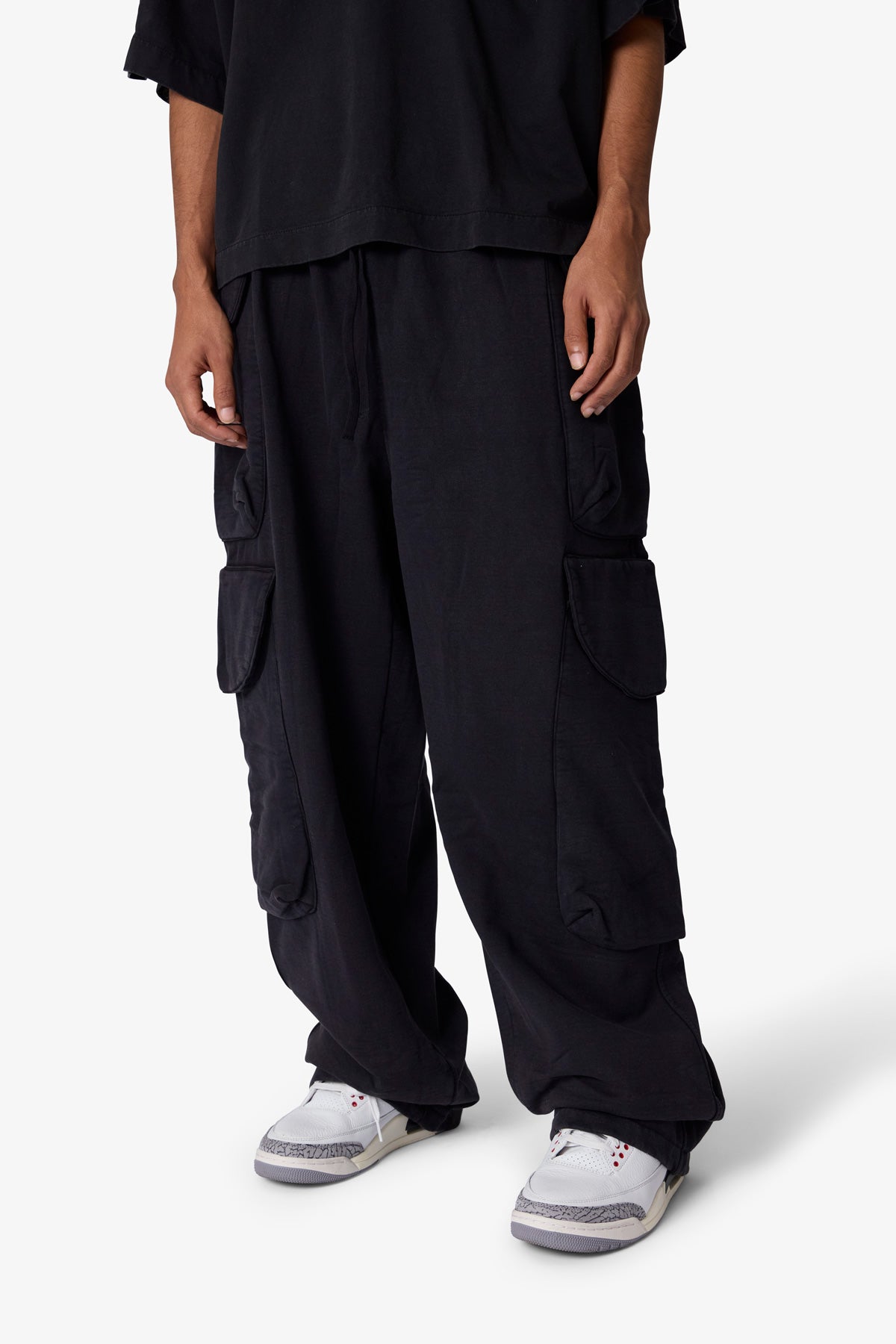 Side-Cargo-Pocket-Sweatpants-