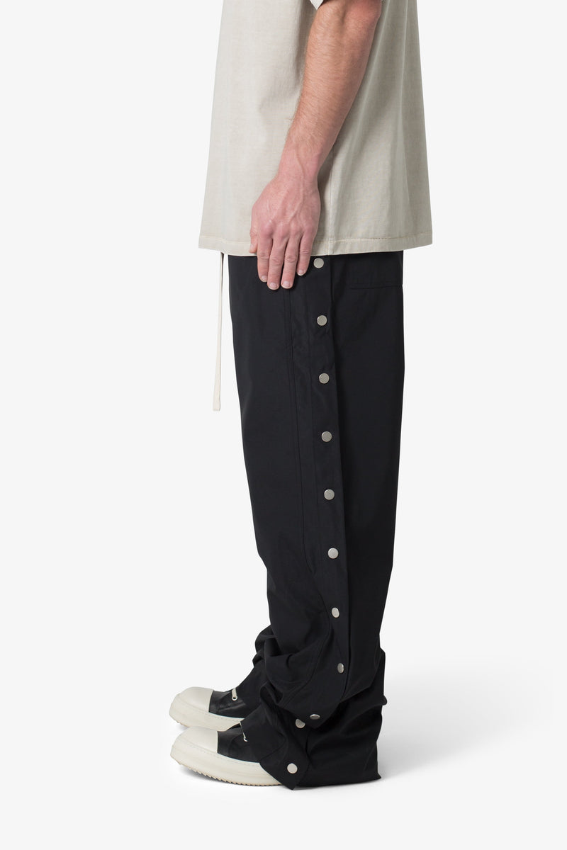 Side Snap Nylon Pants - Black | mnml | shop now