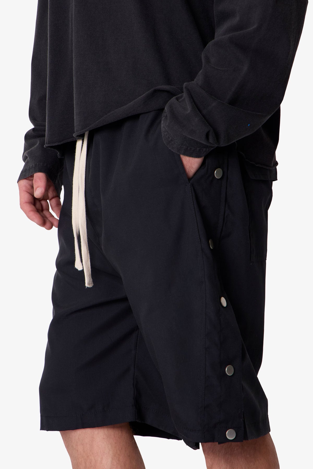 Side Snap Nylon Shorts - Black | mnml
