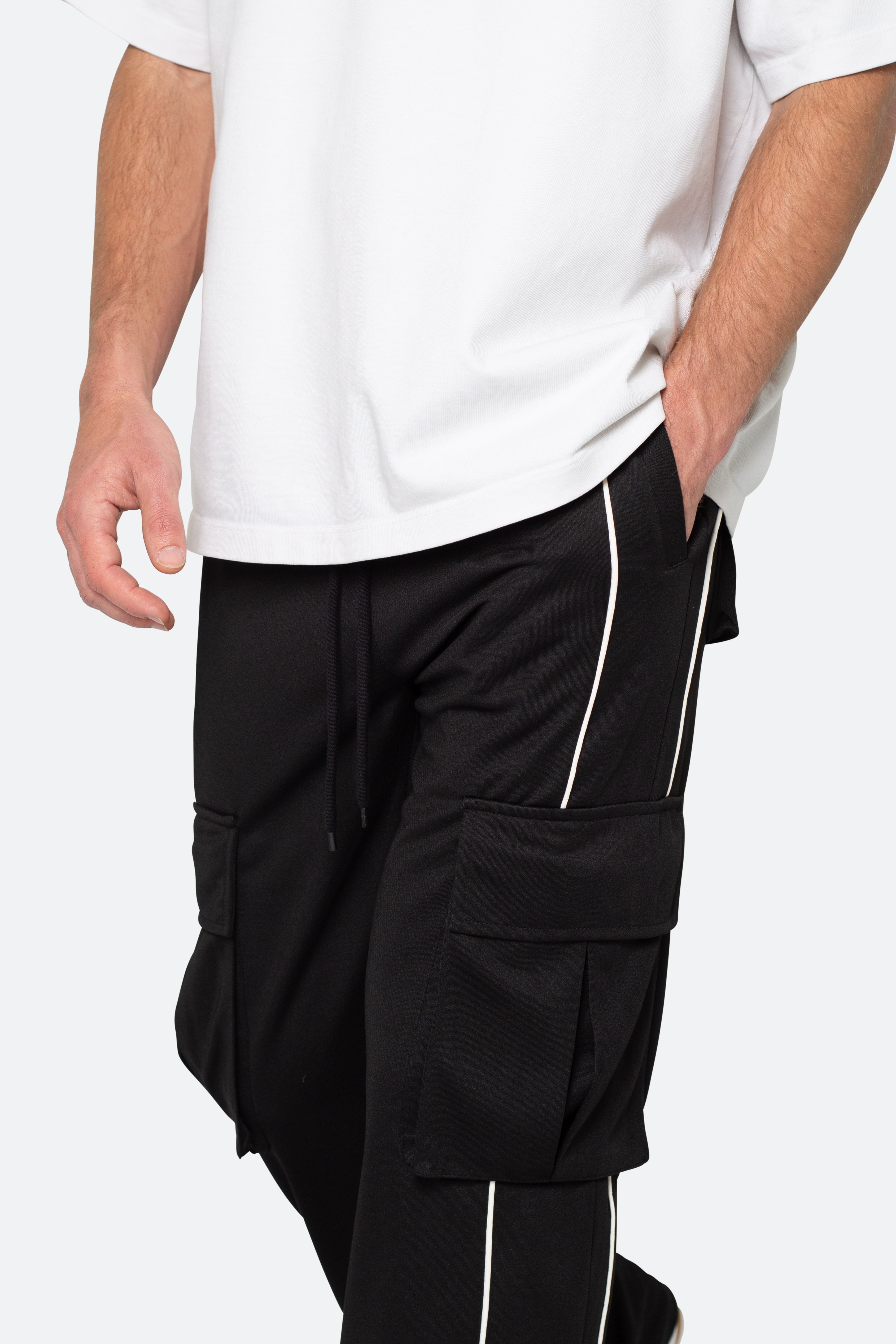 Snap Cargo Track Pants - Black | mnml