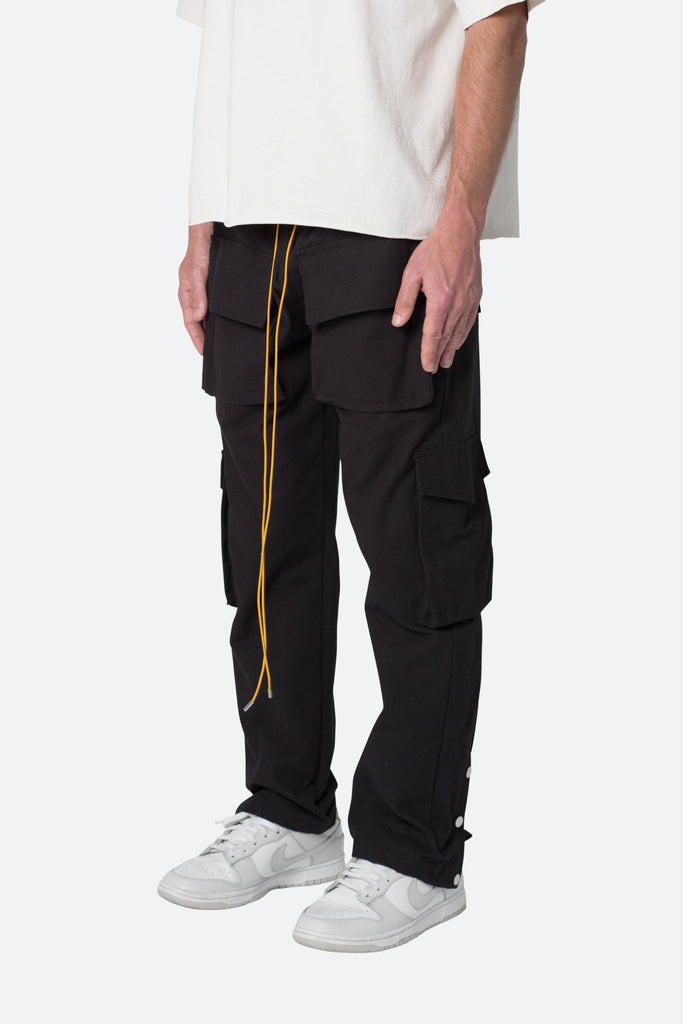 Snap II Cargo Pants - Black | mnml | shop now