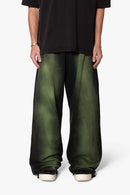 Pantalones deportivos holgados con estampado de rociado - Verde oliva/Negro
