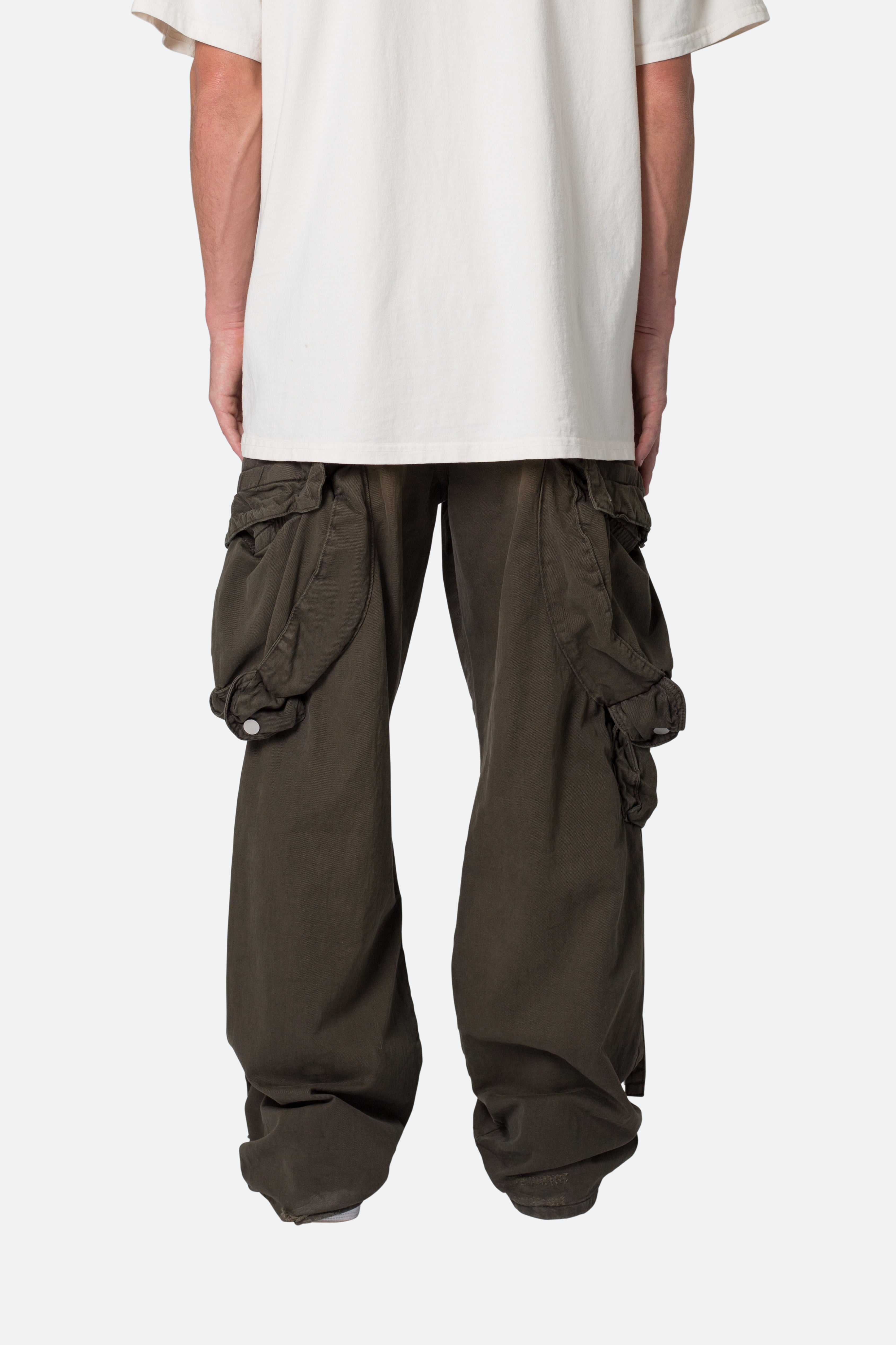 Strapped Multi Cargo Pants - Brown | mnml