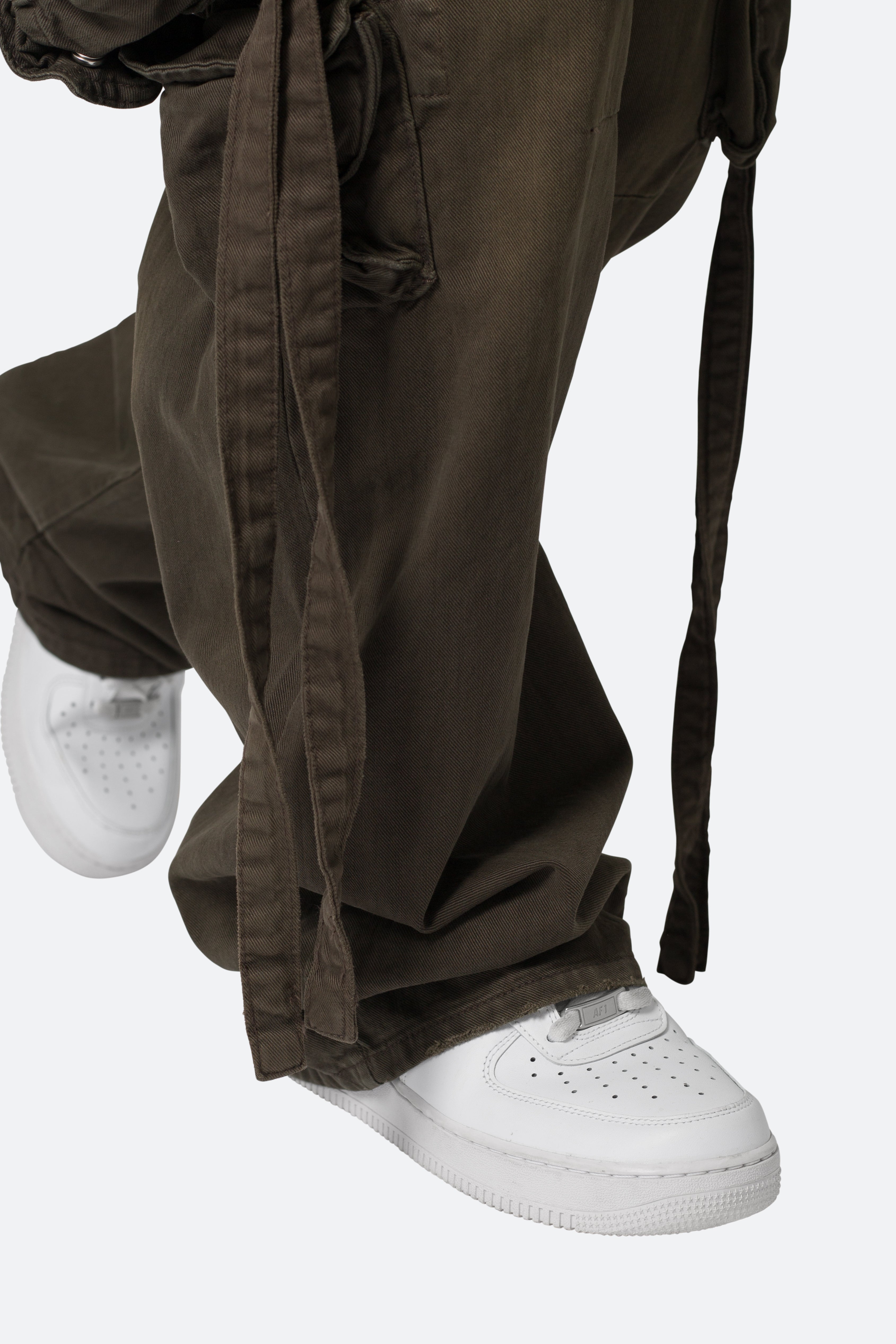Strapped Multi Cargo Pants - Brown | mnml | shop now