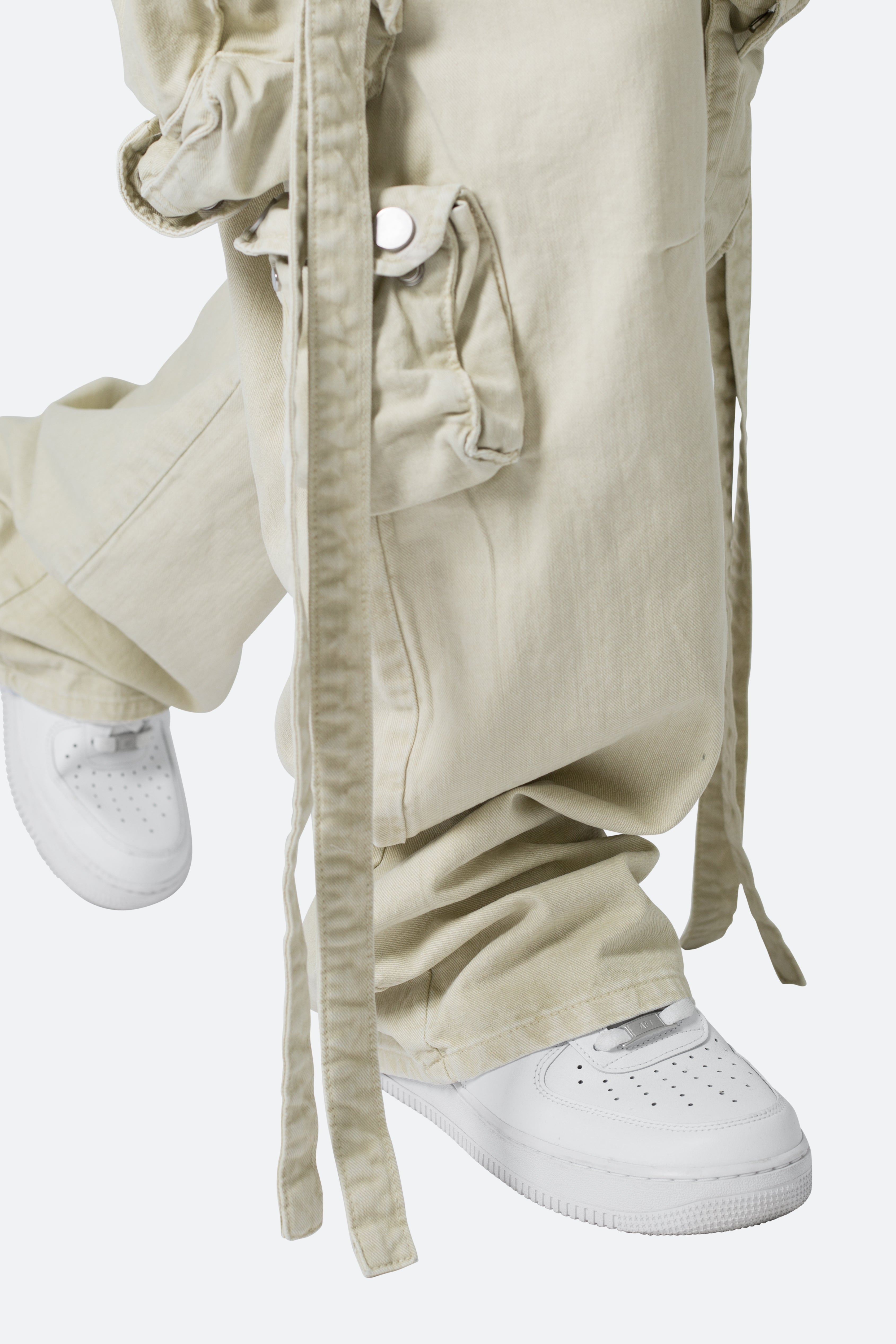 Strapped Multi Cargo Pants - Khaki | mnml | shop now