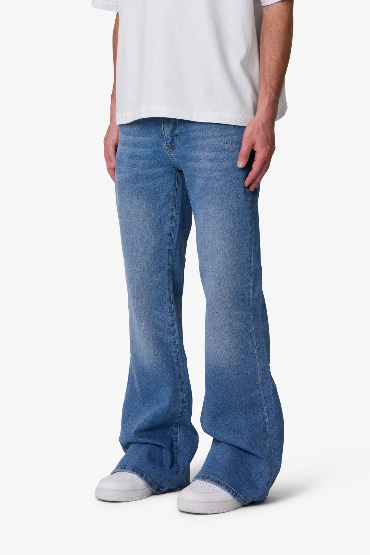 Super Flare Denim - Medium Blue | mnml