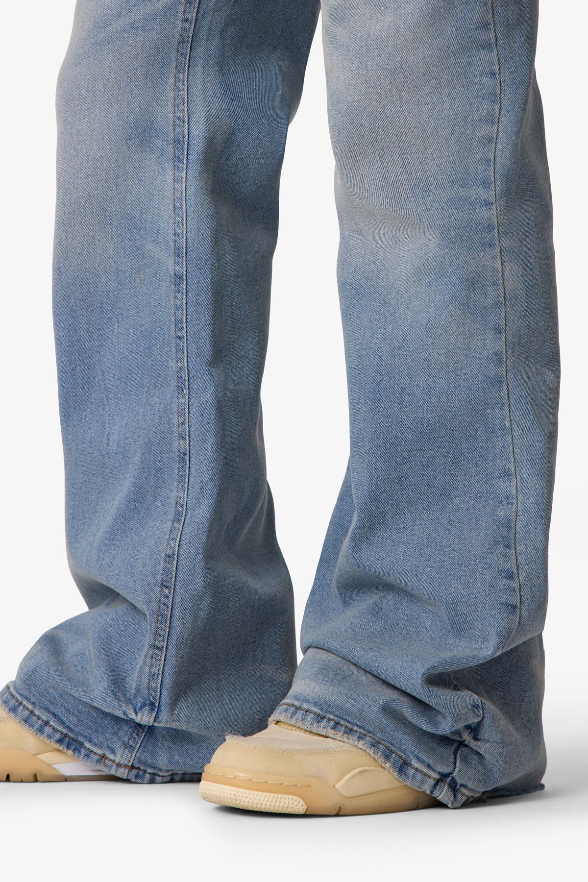 希少34インチ mnml B420 PANELED フレア デニム 完売 Super Flare Denim -Vintage Blue | mnml