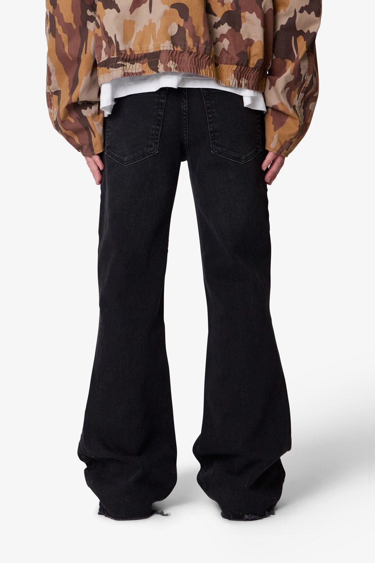 Super Flare Denim - Western Black | mnml