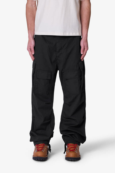 Black Ultra Baggy Cargo Pants - Size 28