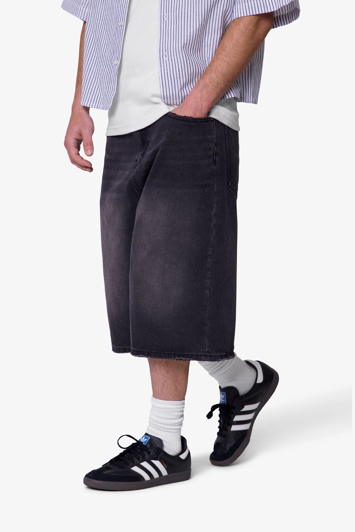Ultra Baggy Denim Shorts - Black | mnml