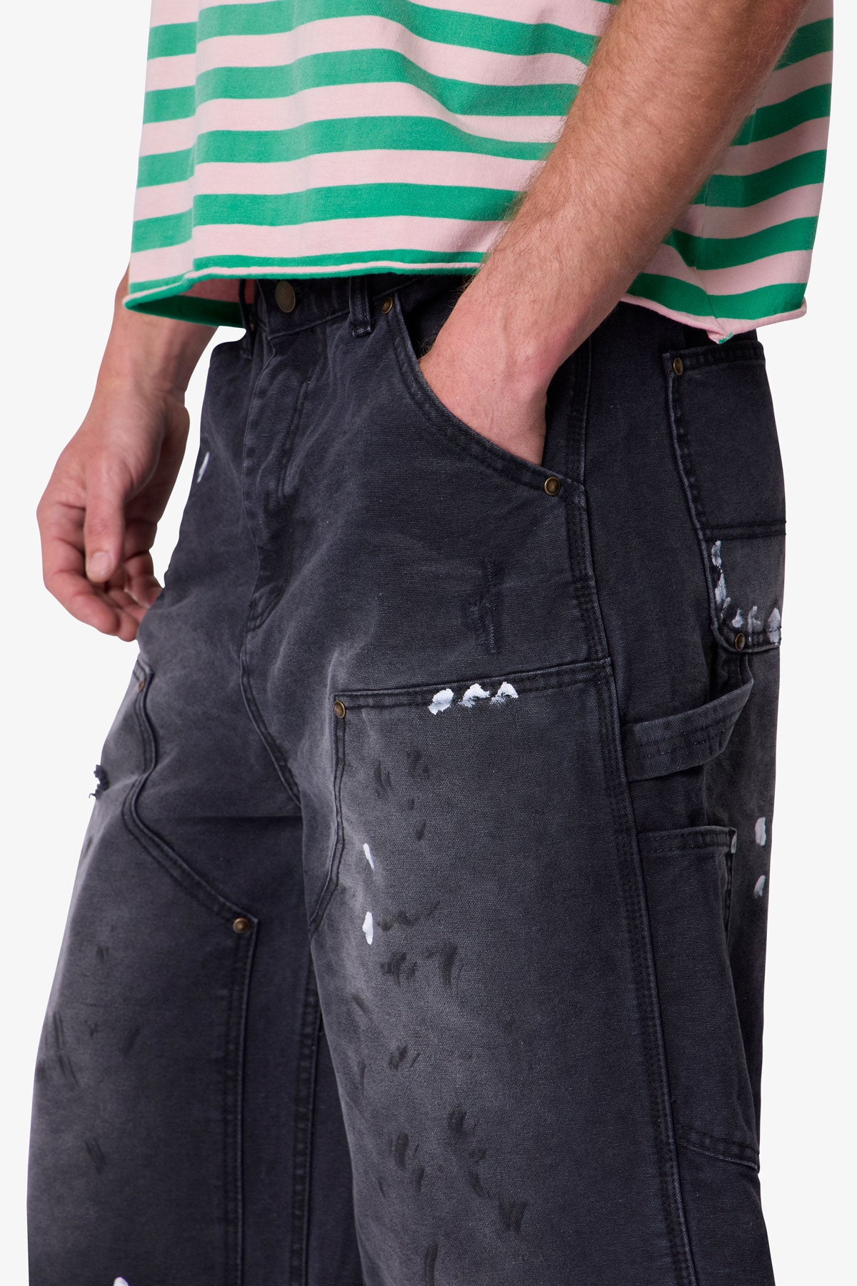 Ultra Baggy Distressed Carpenter Shorts - Black | mnml