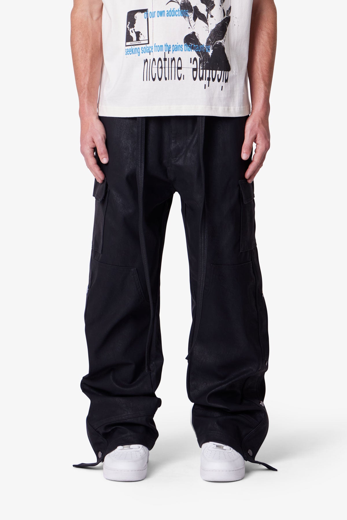 Ultra Baggy Leather Snap Cargo Pants - Black | mnml