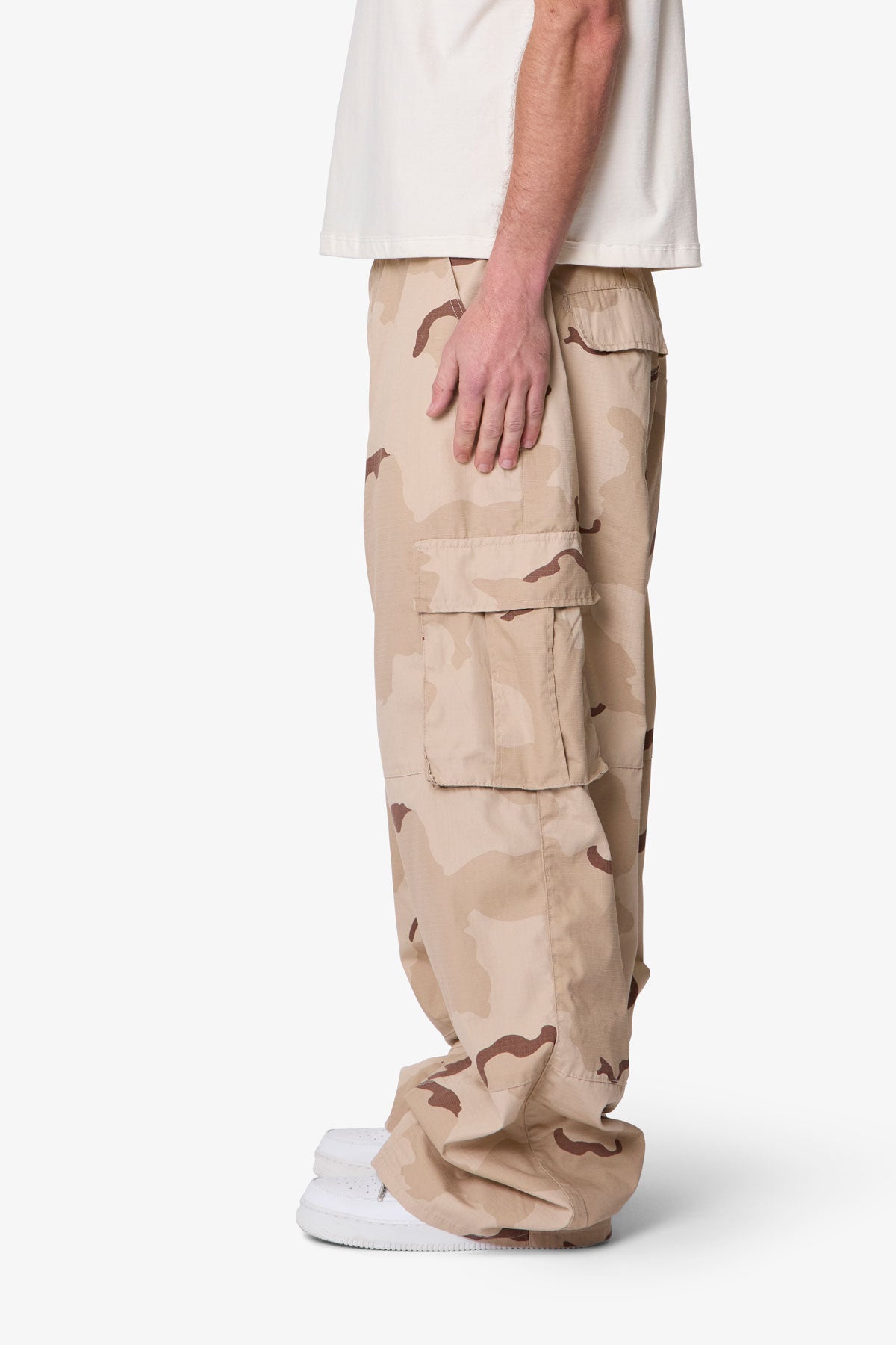 Mega Baggy Military Cargo Pants - Desert Camo | mnml