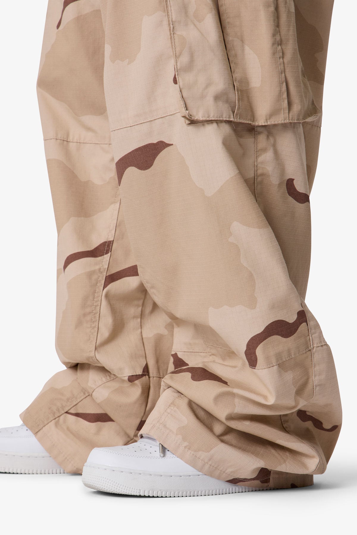 Mega Baggy Military Cargo Pants - Desert Camo | mnml