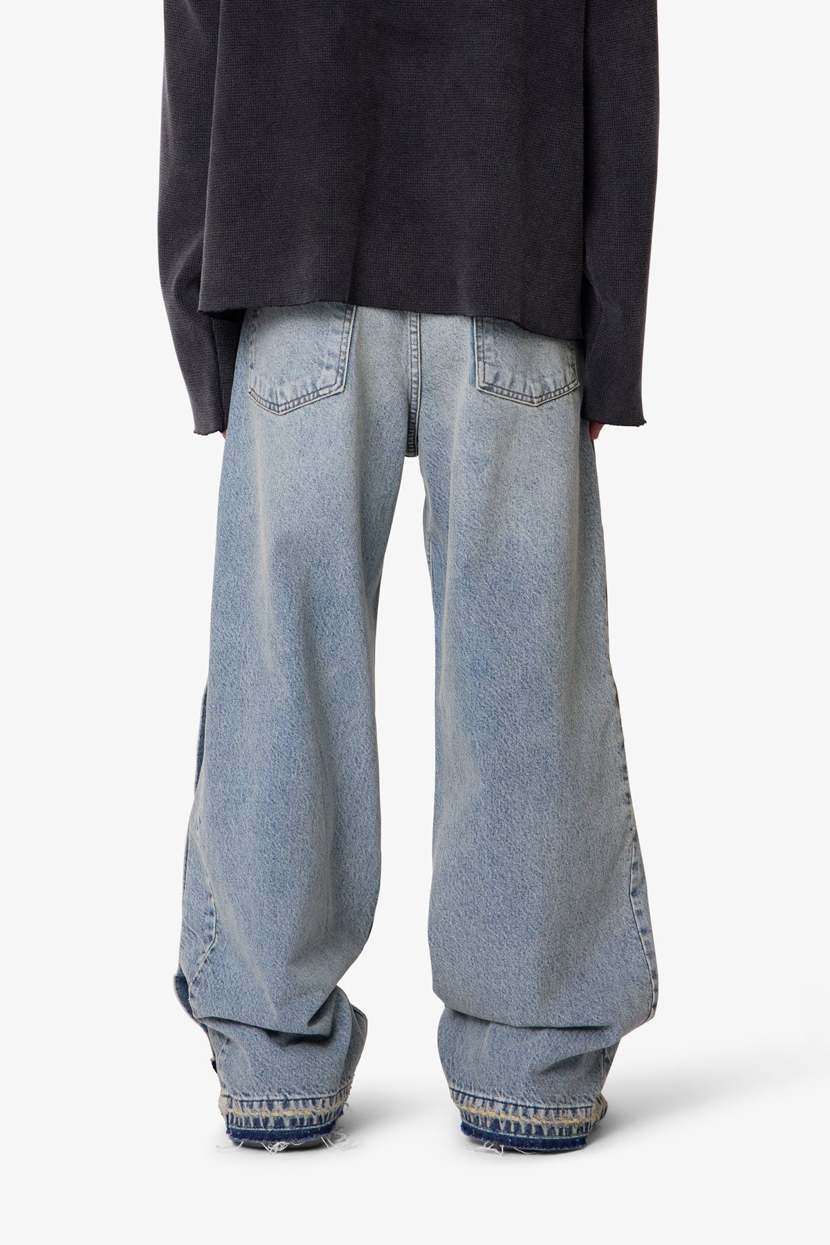 Ultra-Baggy-Offset-Button-