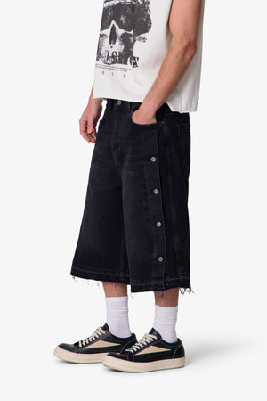 ULTRA BAGGY OFFSET BUTTON DENIM SHORTS image 2