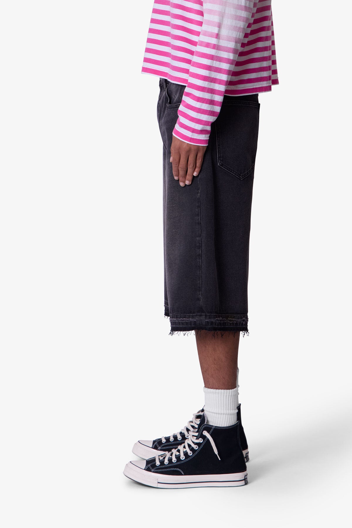 Ultra Baggy Raw Hem Denim Shorts - Washed Black | mnml