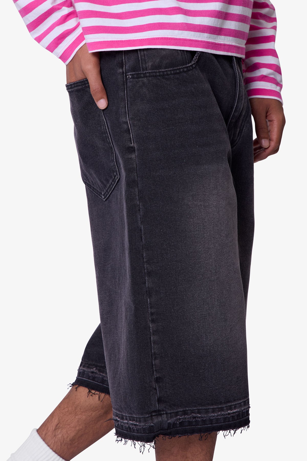 Ultra Baggy Raw Hem Denim Shorts - Washed Black | mnml