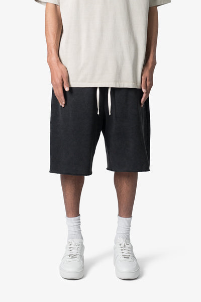 Ultra-Baggy-Sweatshorts-Washed