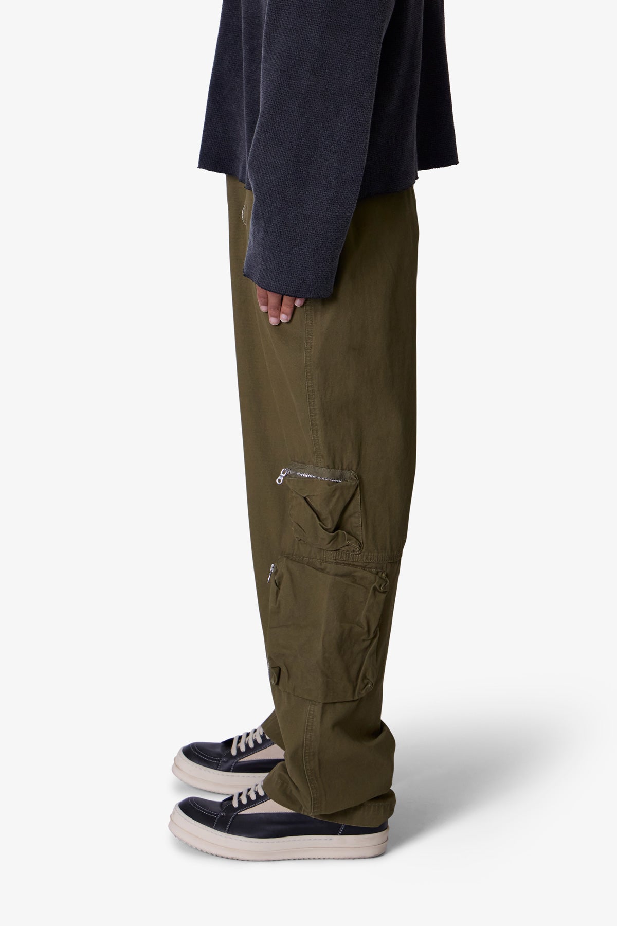 Ultra Baggy Tactical Cargo Pants - Olive | mnml | shop now