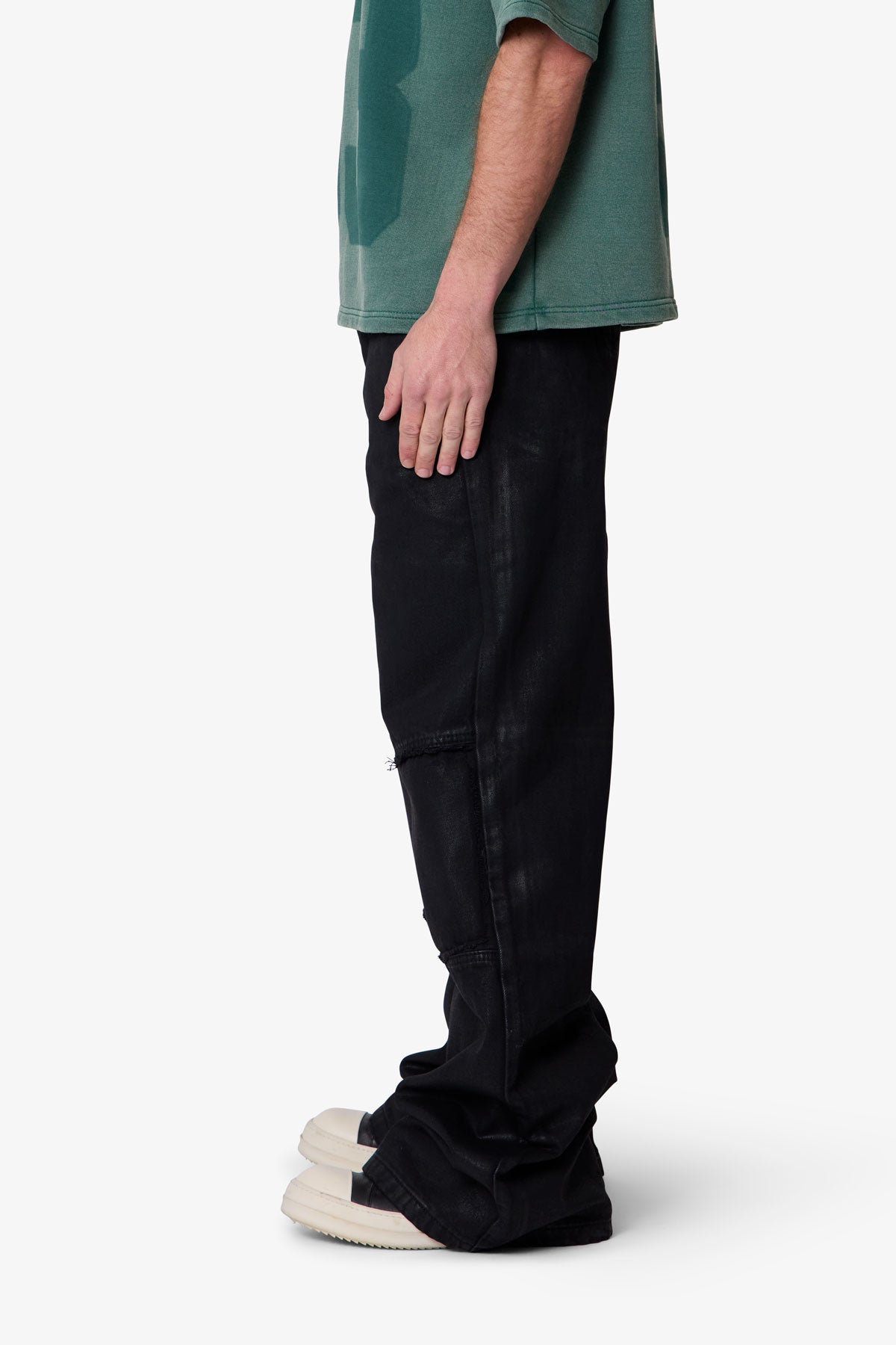 Ultra Wide Waxed Work Pants - Black | mnml