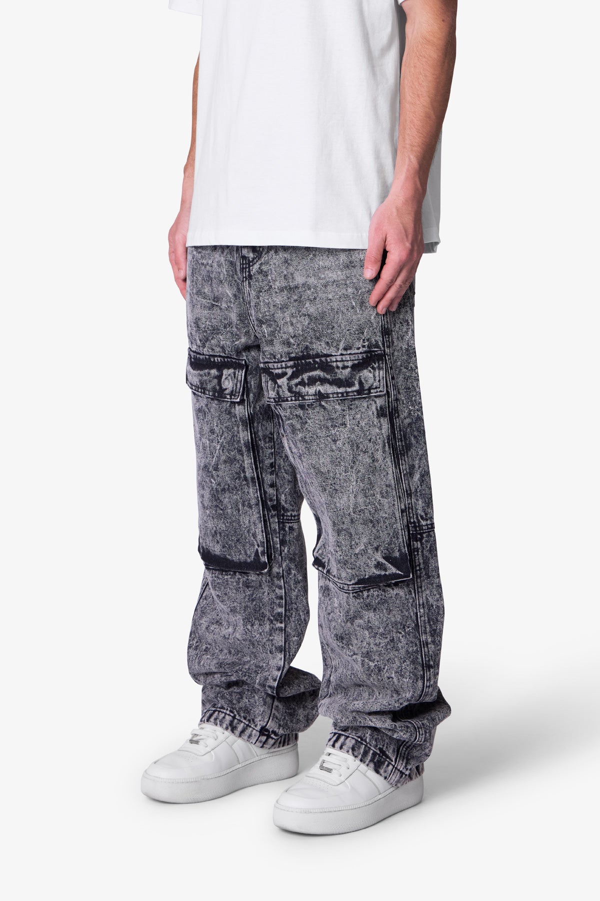 V741 Front Washed Cargo Denim - Grey | mnml | shop now