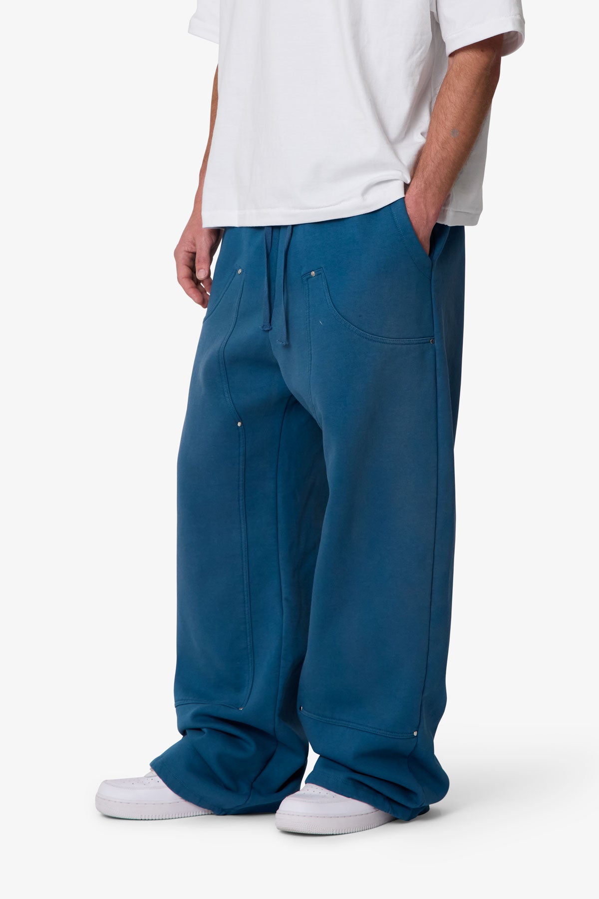 West Double Knee Sweatpants - Blue | mnml | shop now