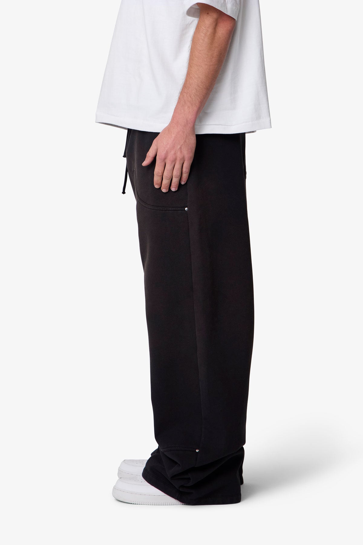 West Double Knee Sweatpants - Washed Black | mnml